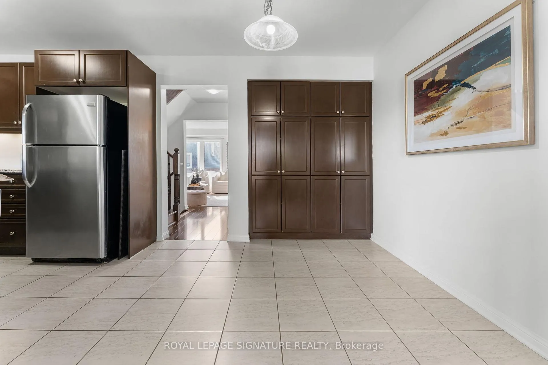 Photo 11 of 22 Donomore Drive, Brampton, Northwest Brampton — HOMEH