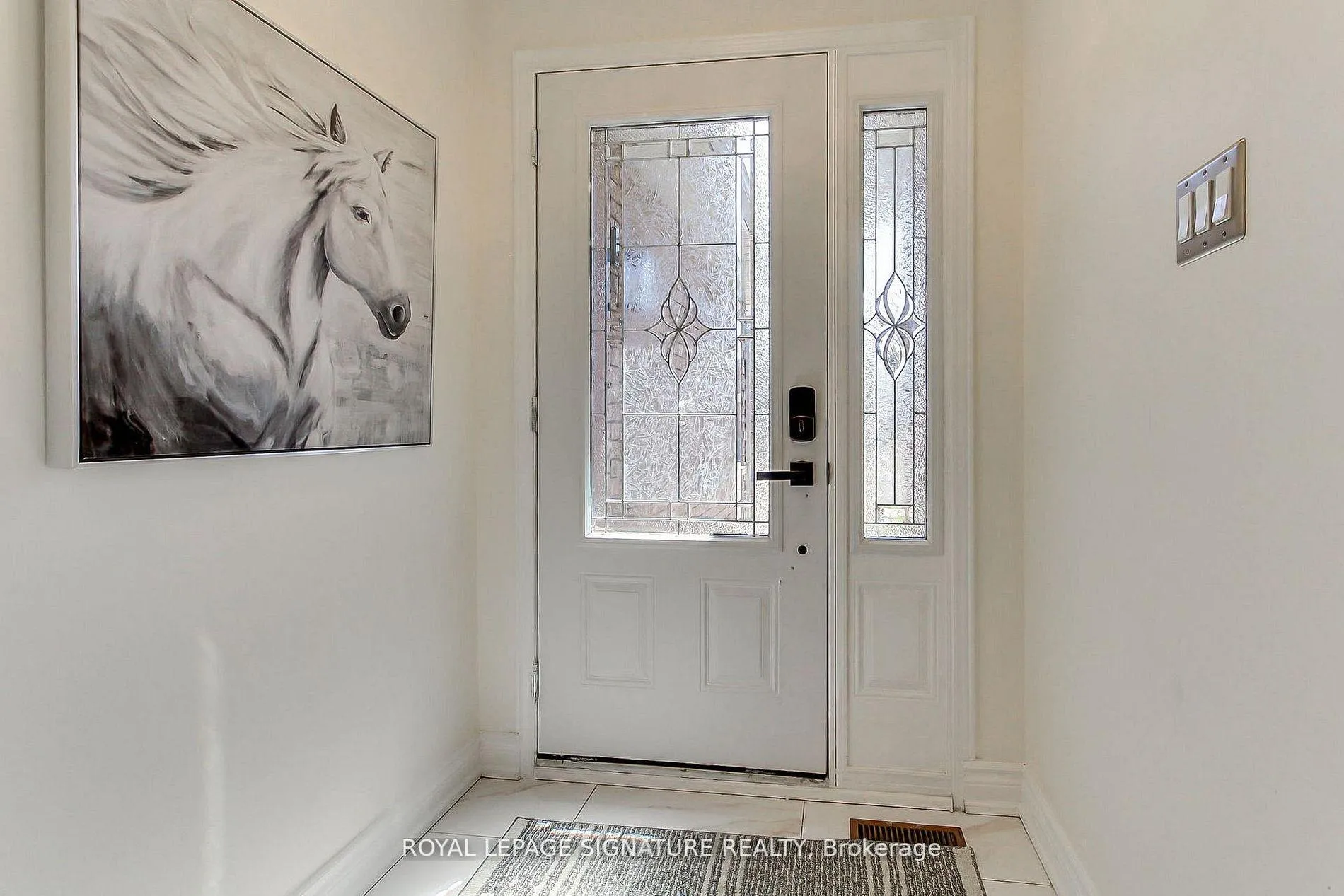 Photo 4 of 43 Falstaff Crescent, Whitby, Rolling Acres — HOMEH