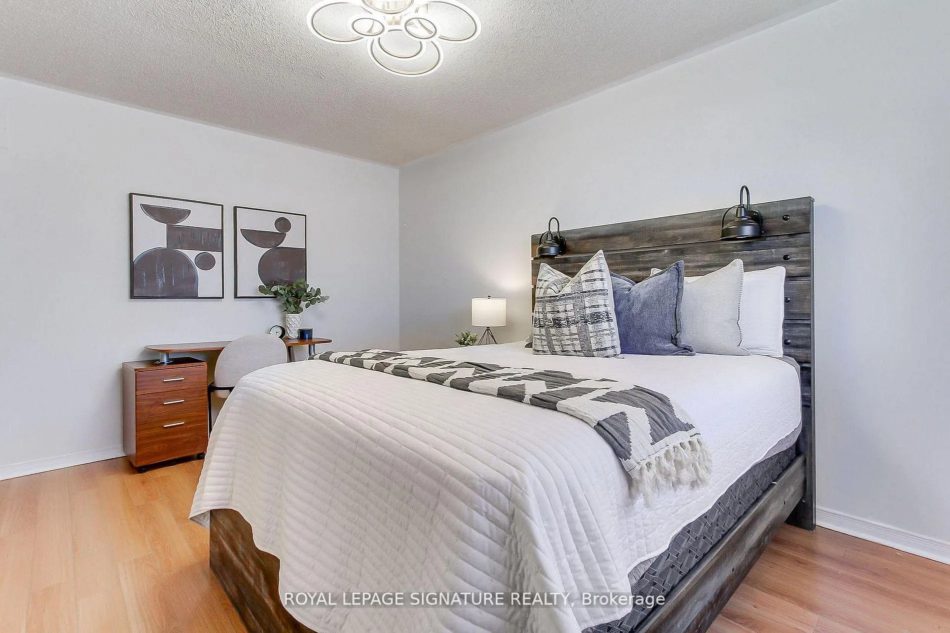 Photo 30 of 43 Falstaff Crescent, Whitby, Rolling Acres — HOMEH