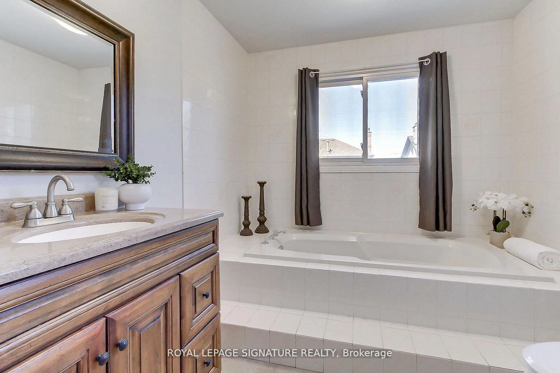Photo 37 of 43 Falstaff Crescent, Whitby, Rolling Acres — HOMEH