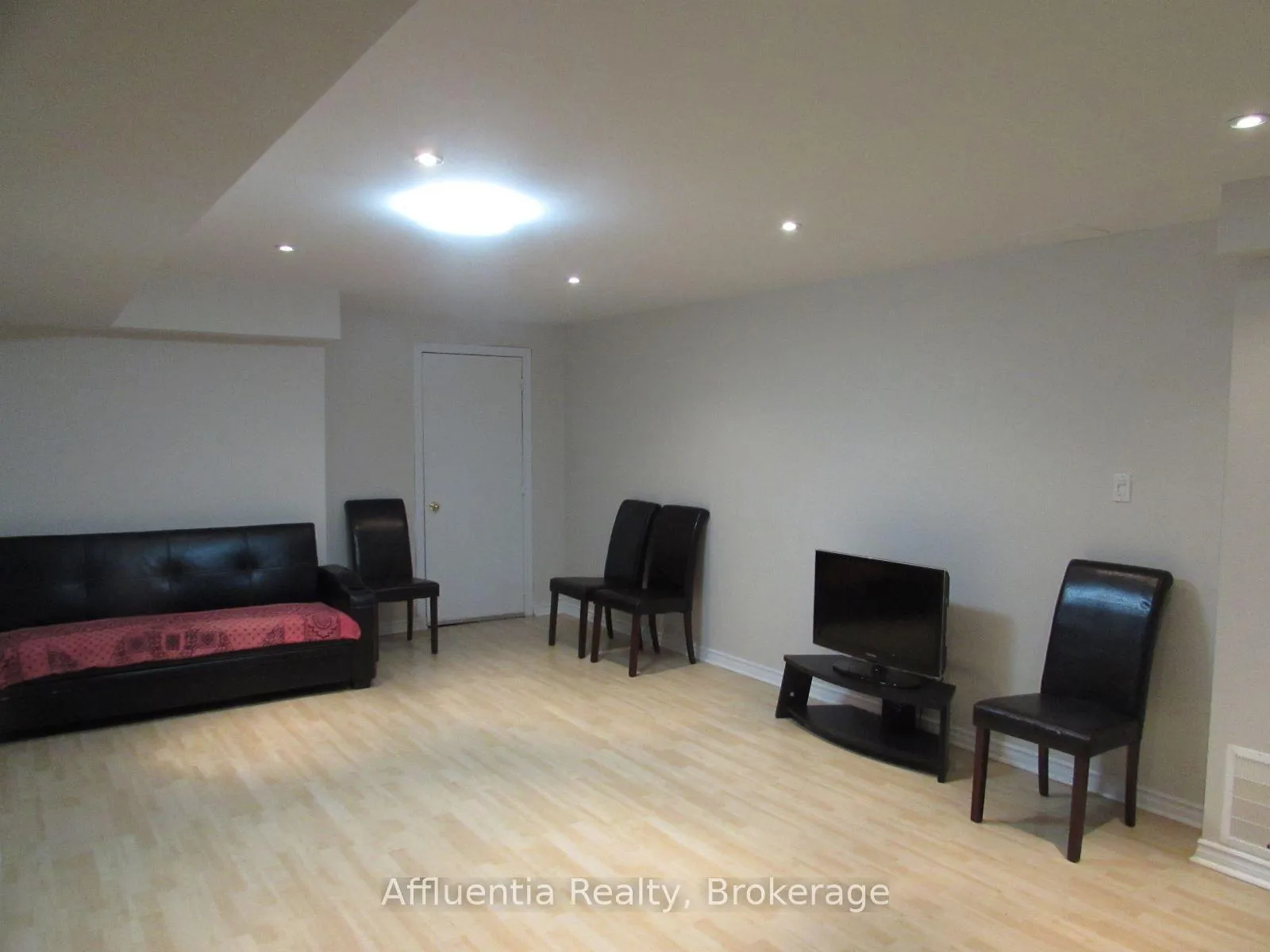 Photo 1 of 132 Oakborough Drive, Markham, Box Grove — HOMEH