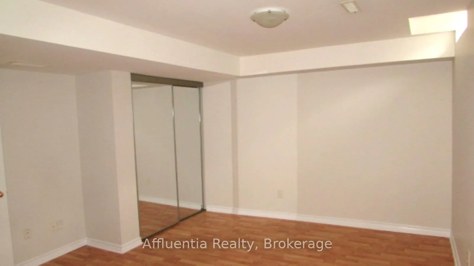 Photo 7 of 132 Oakborough Drive, Markham, Box Grove — HOMEH