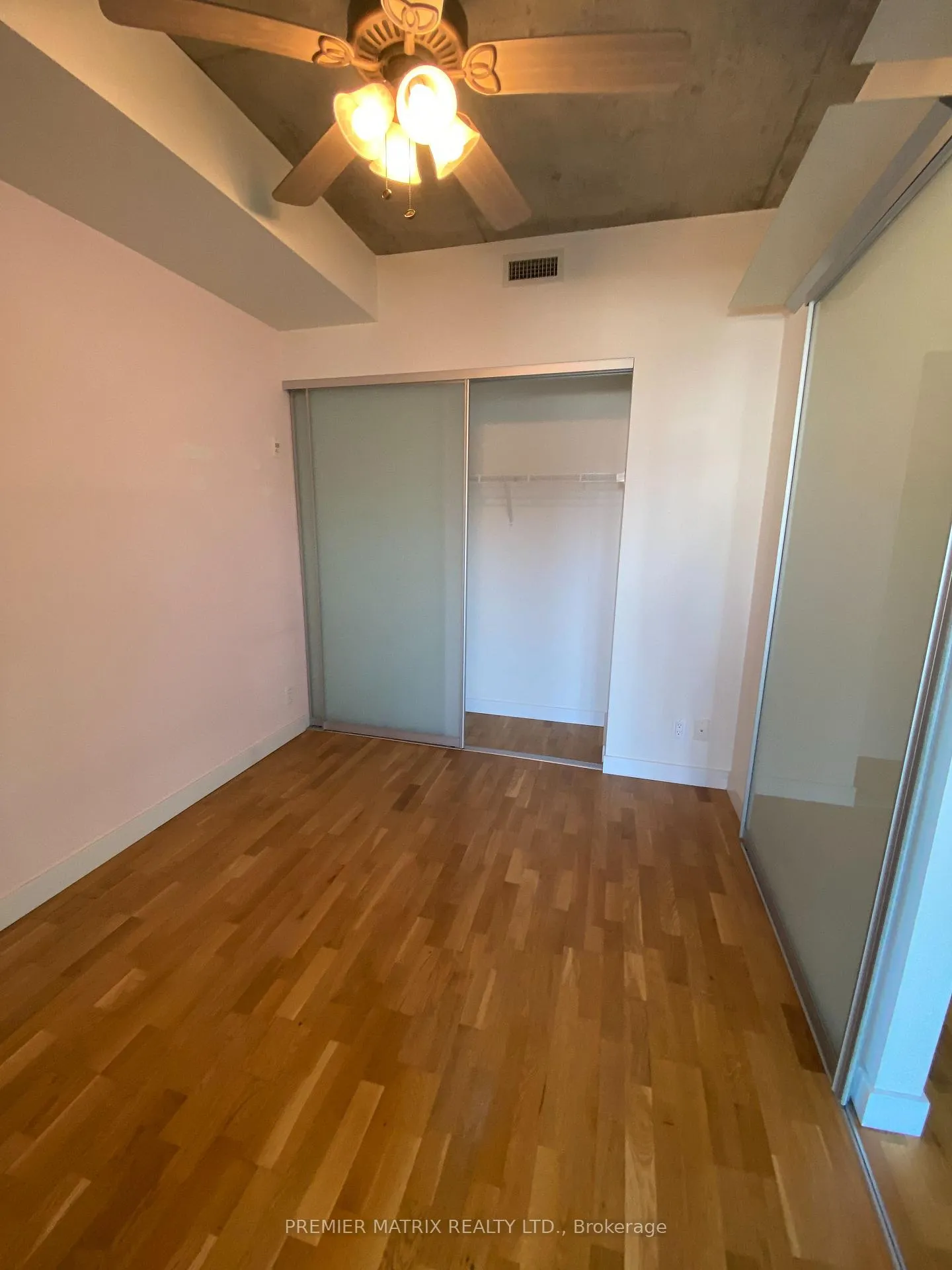 Photo 9 of Unit 514, 75 Portland Street, Toronto, Waterfront Communities — HOMEH