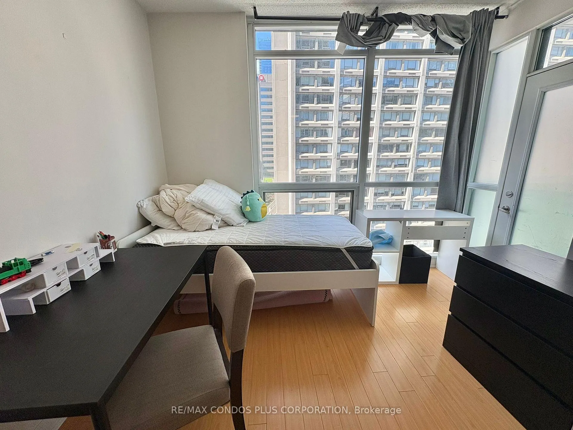 Photo 3 of Unit 1005, 1121 Bay Street, Toronto, Bay Street Corridor — HOMEH