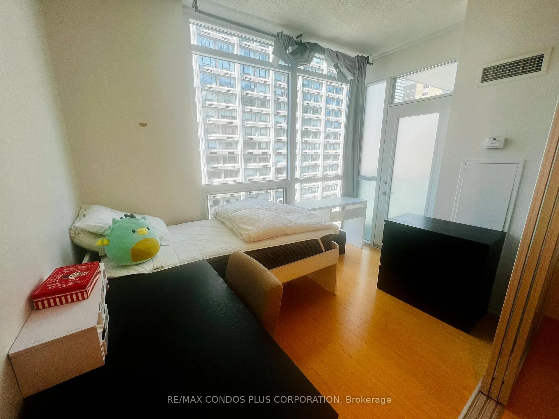 Photo 4 of Unit 1005, 1121 Bay Street, Toronto, Bay Street Corridor — HOMEH