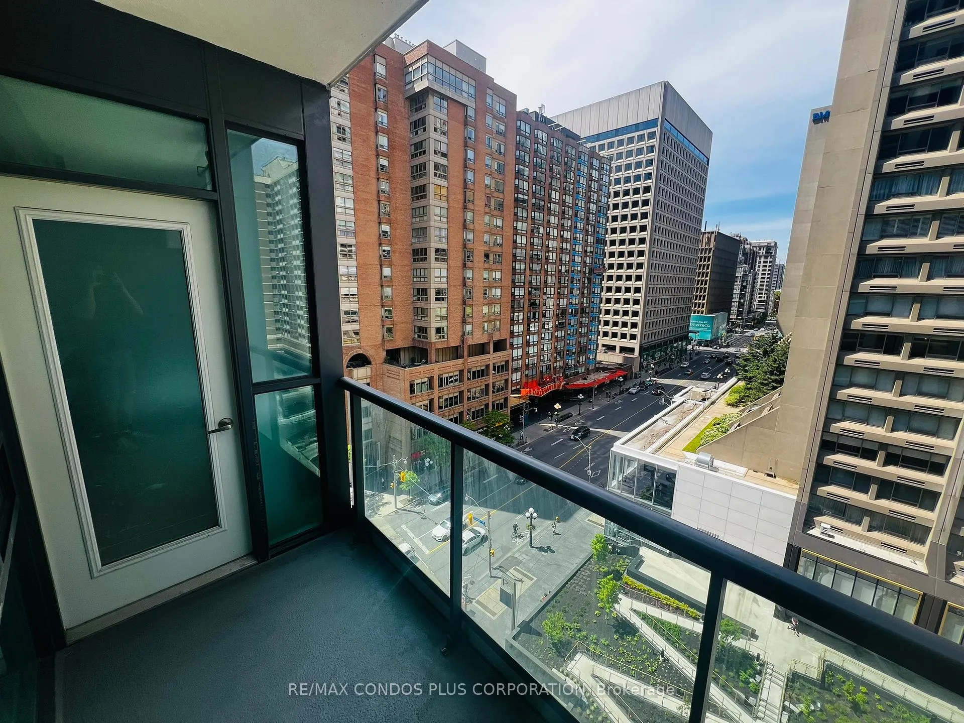 Photo 7 of Unit 1005, 1121 Bay Street, Toronto, Bay Street Corridor — HOMEH