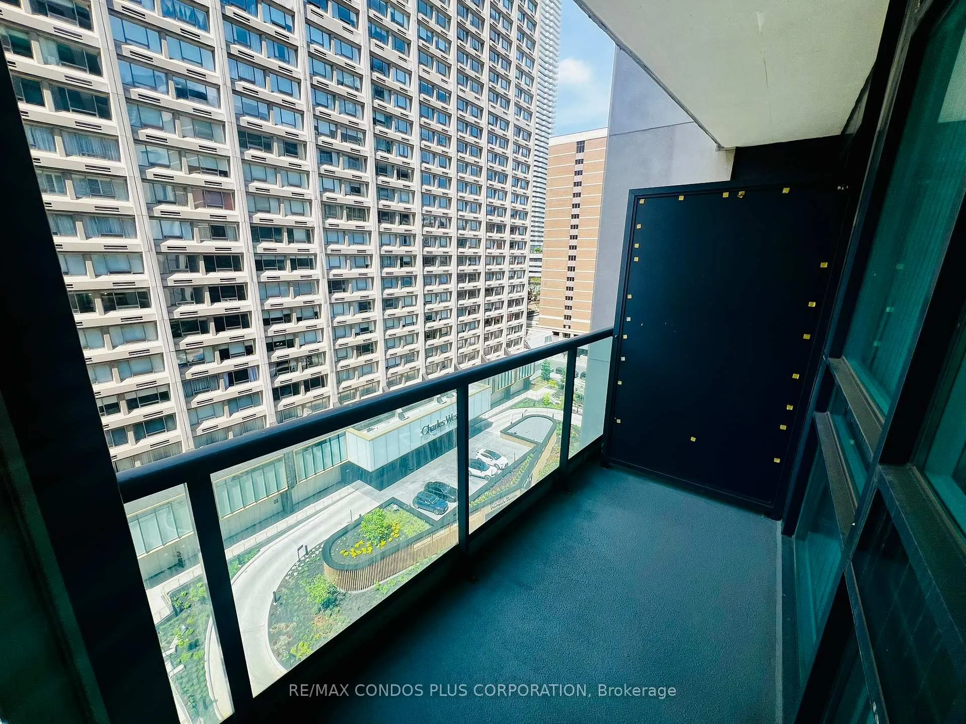 Photo 8 of Unit 1005, 1121 Bay Street, Toronto, Bay Street Corridor — HOMEH