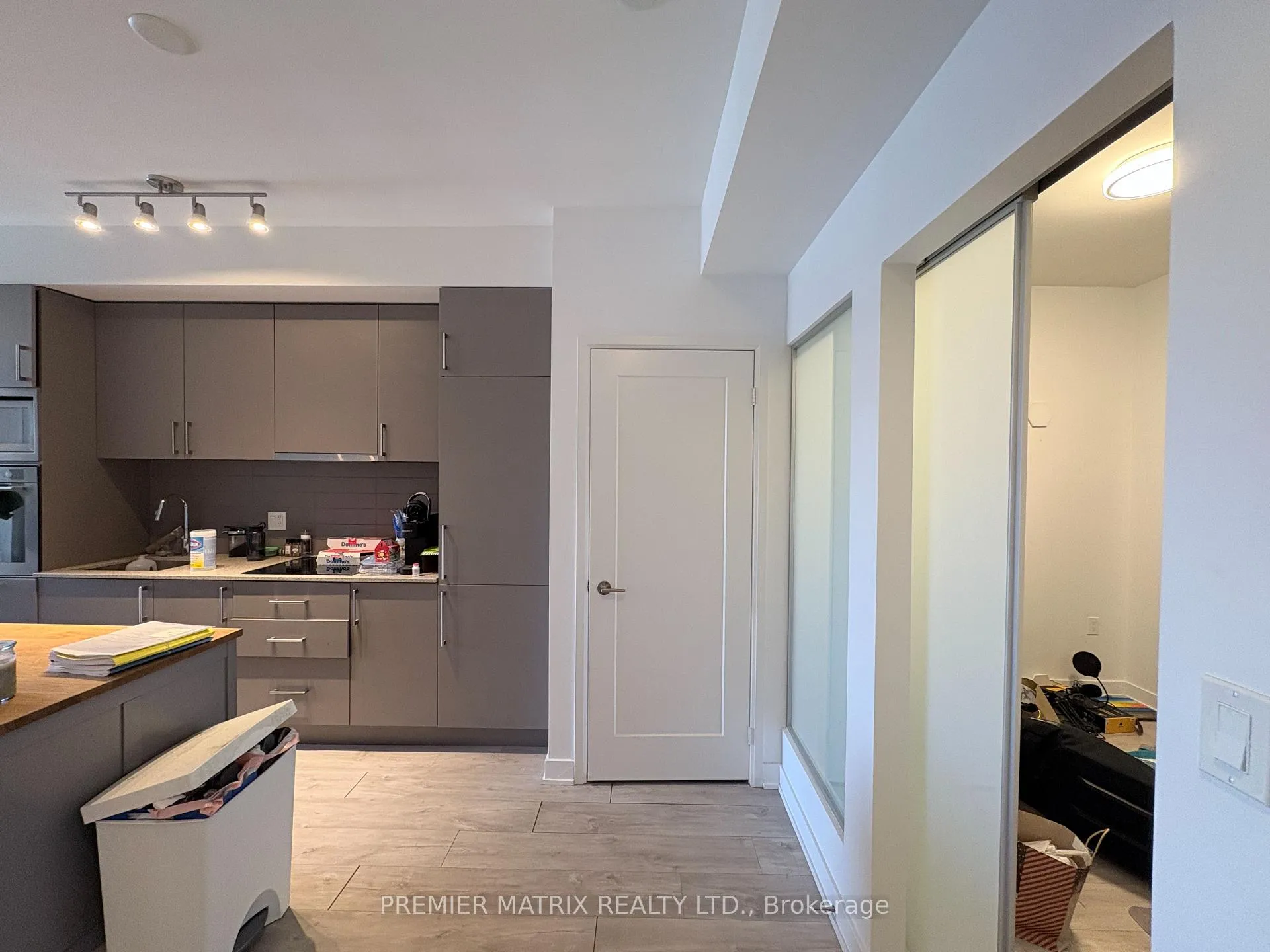 Photo 2 of Unit 1002, 576 Front Street W, Toronto, Waterfront Communities — HOMEH