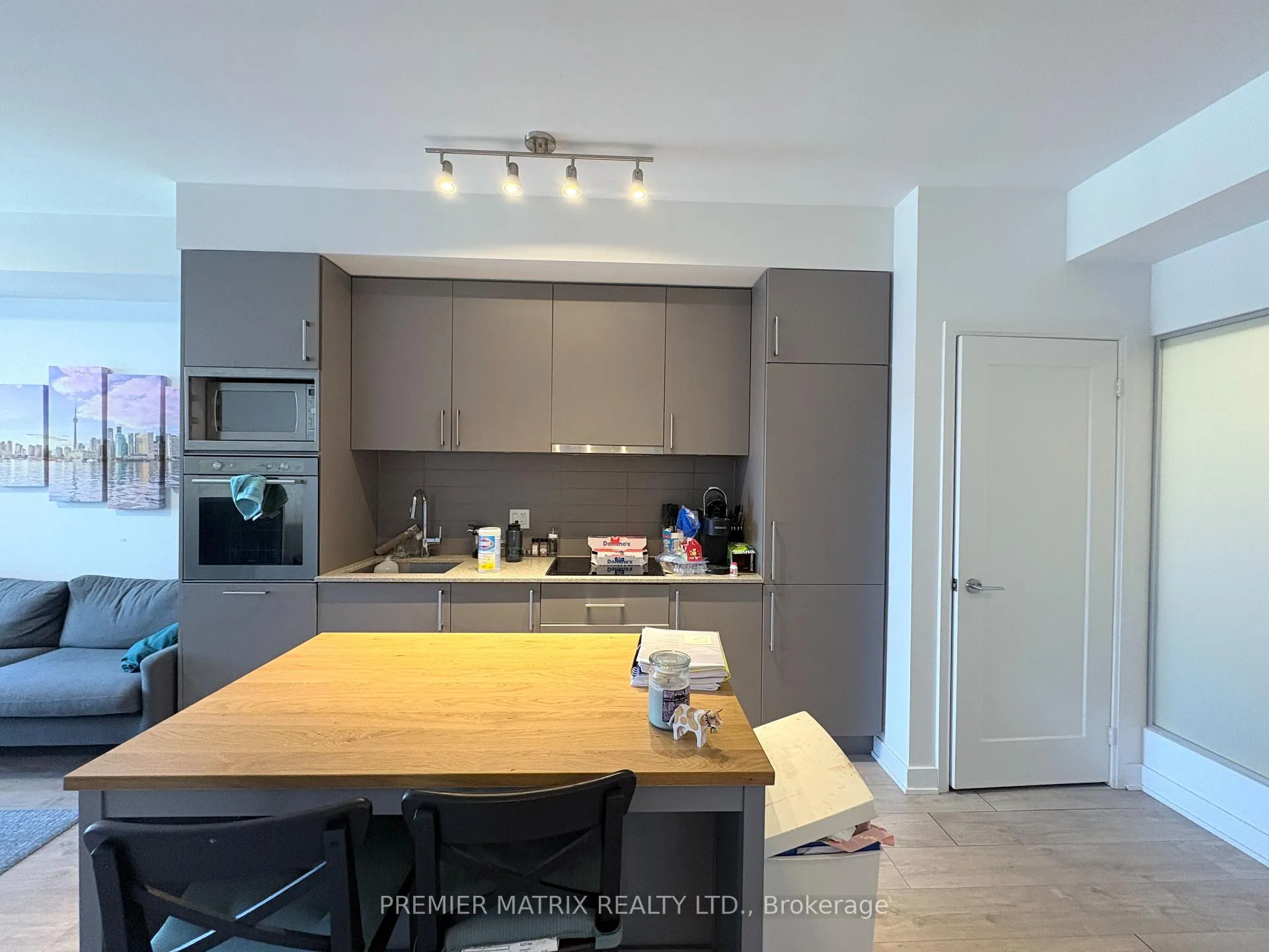 Photo 7 of Unit 1002, 576 Front Street W, Toronto, Waterfront Communities — HOMEH