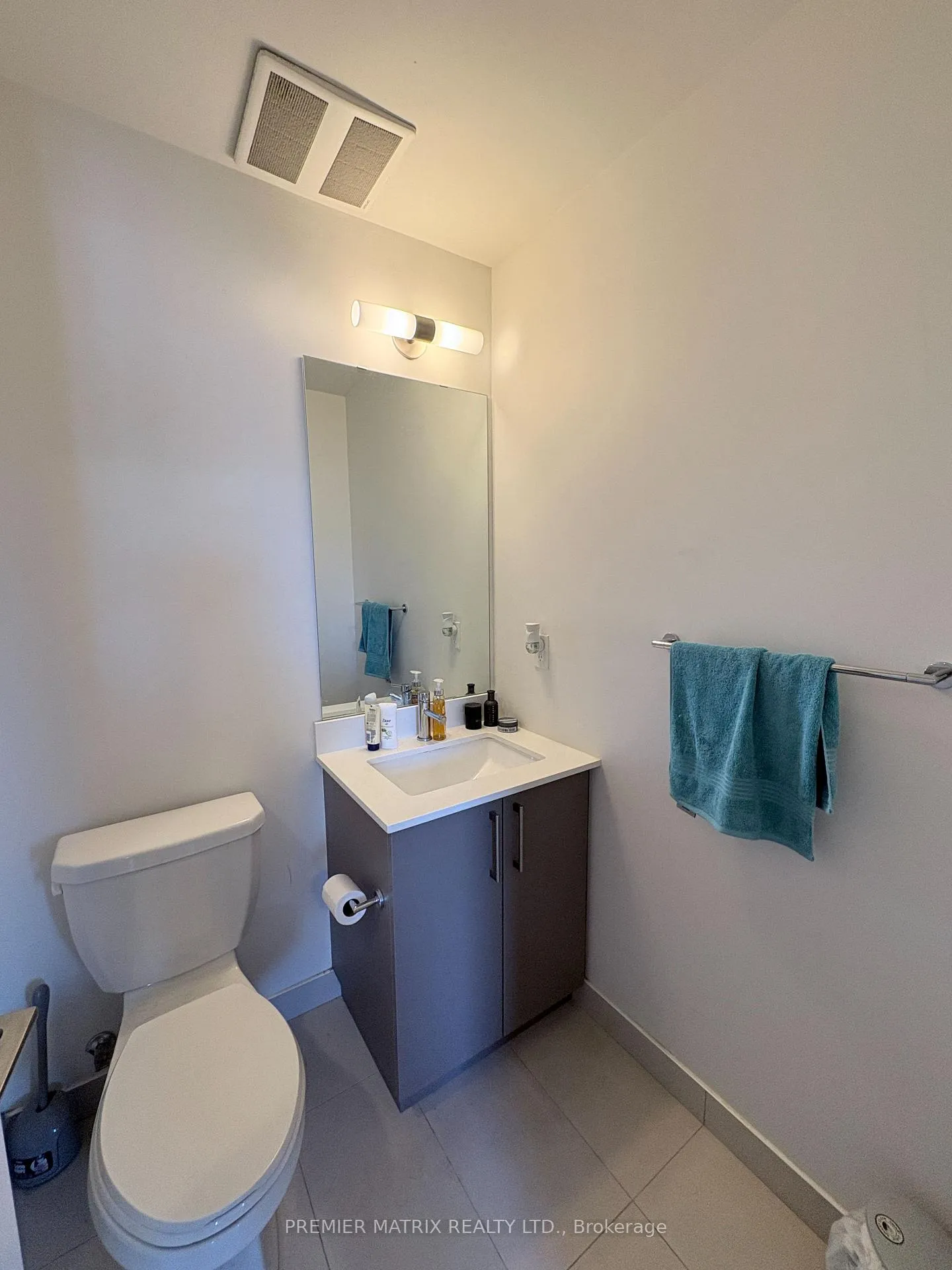 Photo 16 of Unit 1002, 576 Front Street W, Toronto, Waterfront Communities — HOMEH