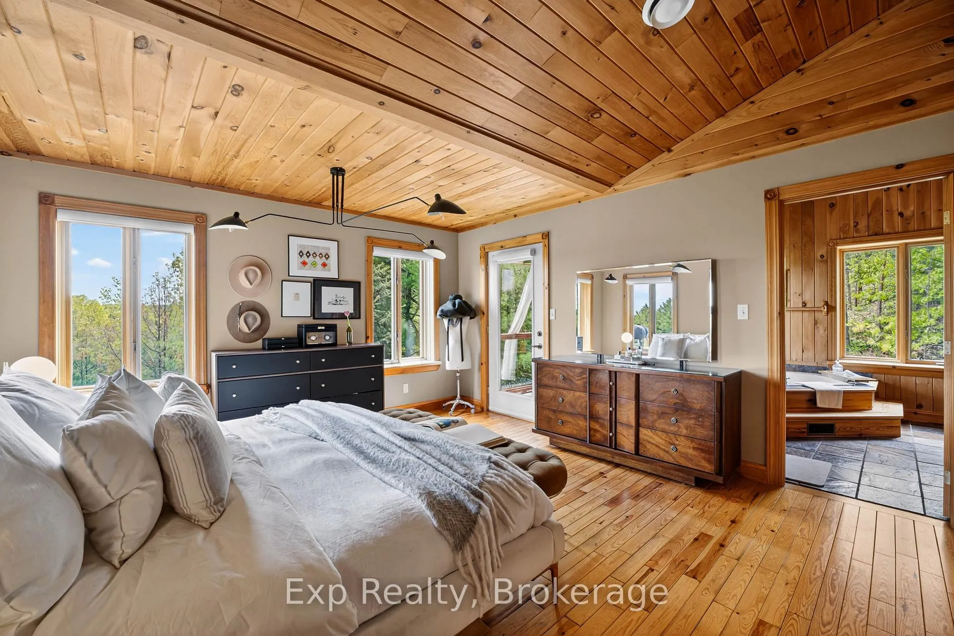Photo 18 of 3362 Pioneer Road, Hamilton Township, Rural Hamilton — HOMEH