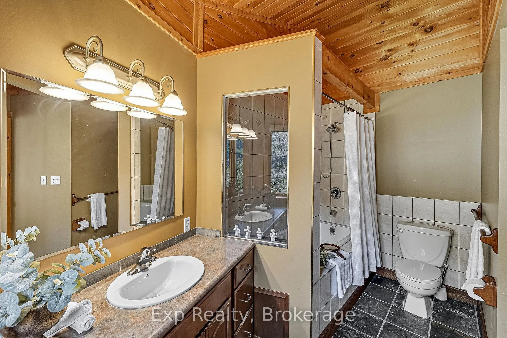 Photo 25 of 3362 Pioneer Road, Hamilton Township, Rural Hamilton — HOMEH