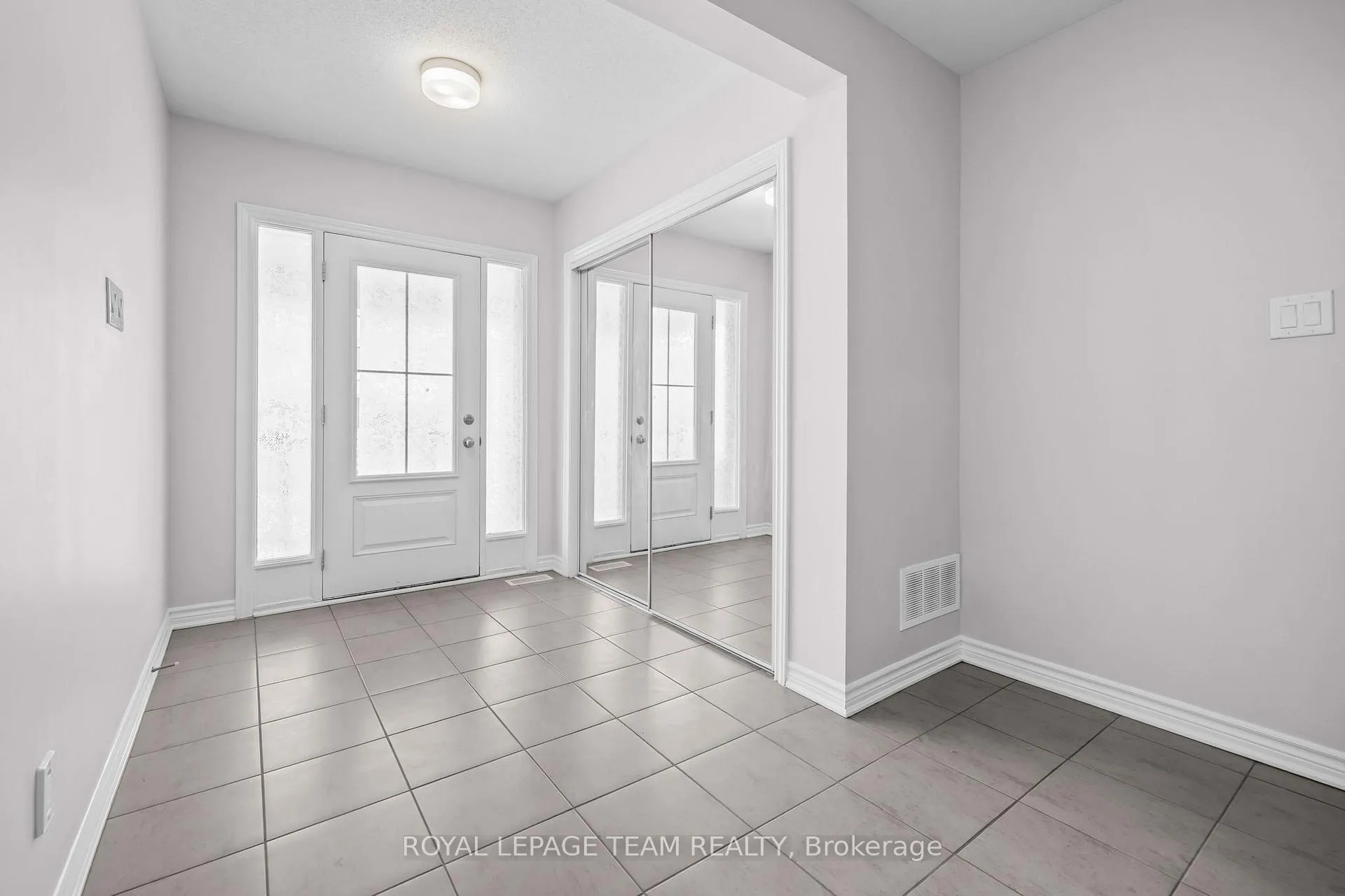 Photo 2 of 53 Lentago Avenue, Ottawa, Barrhaven - Half Moon Bay — HOMEH