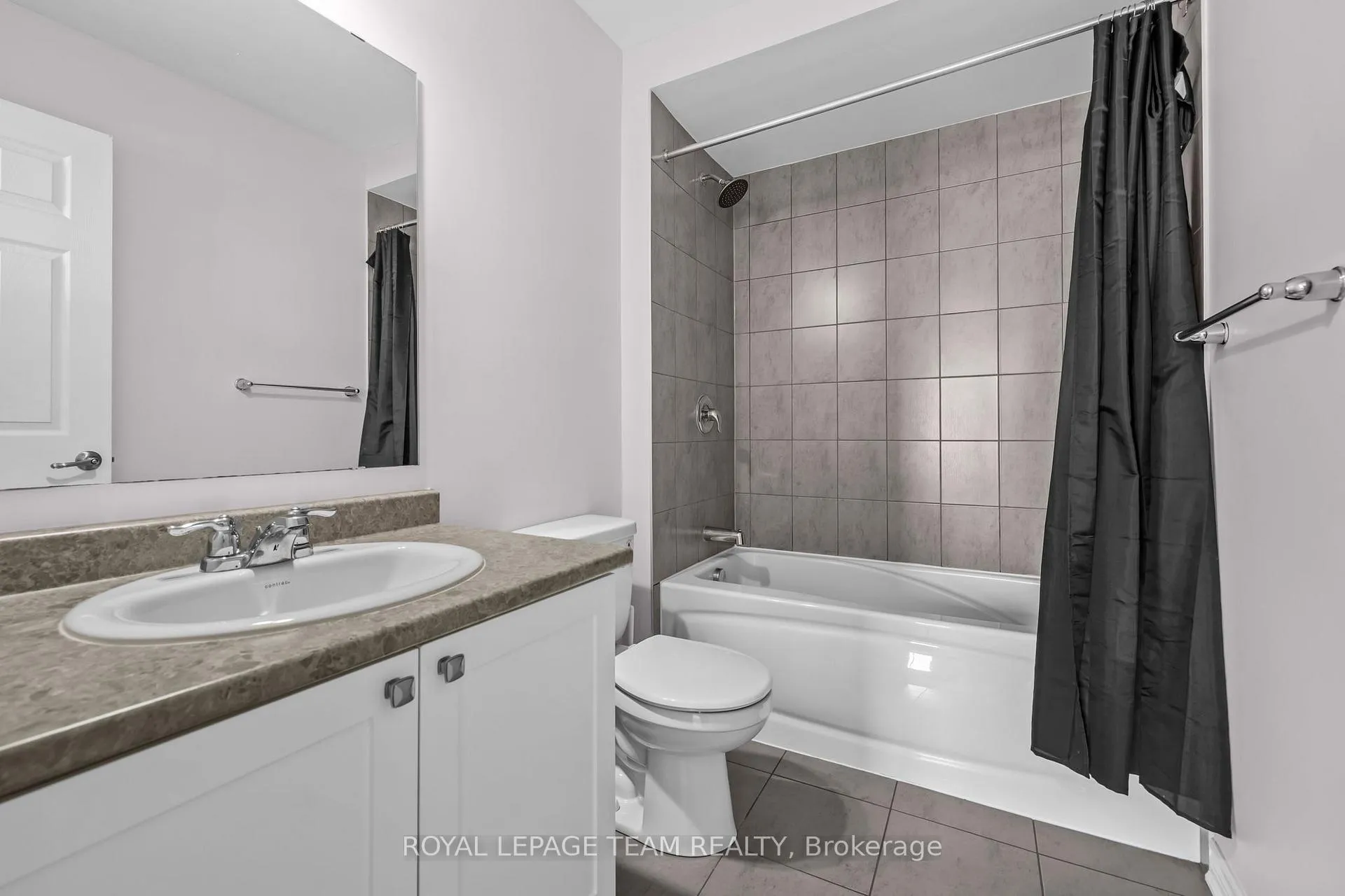 Photo 14 of 53 Lentago Avenue, Ottawa, Barrhaven - Half Moon Bay — HOMEH