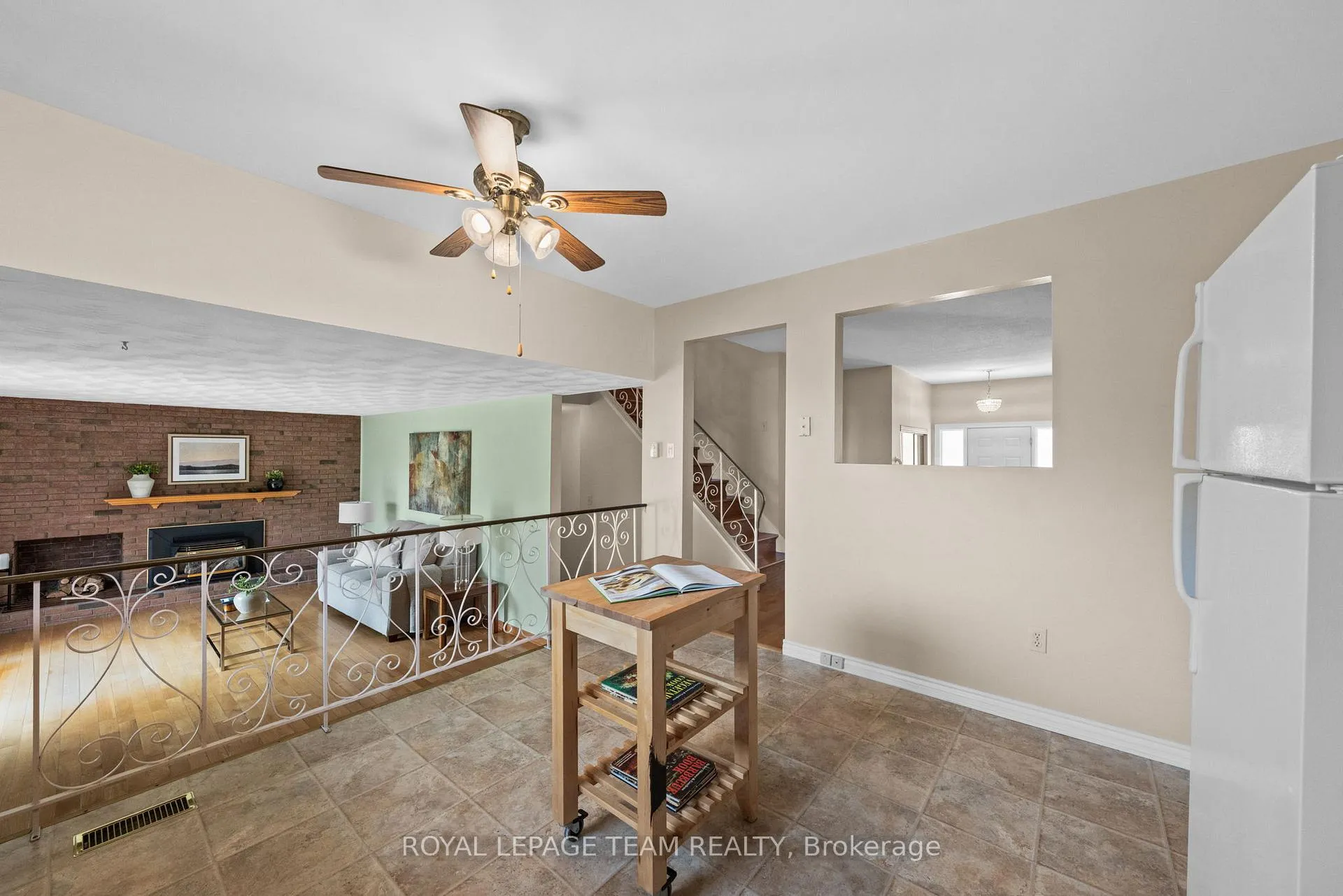 Photo 16 of 44 Steeple Hill Crescent, Ottawa, Fallowfield — HOMEH