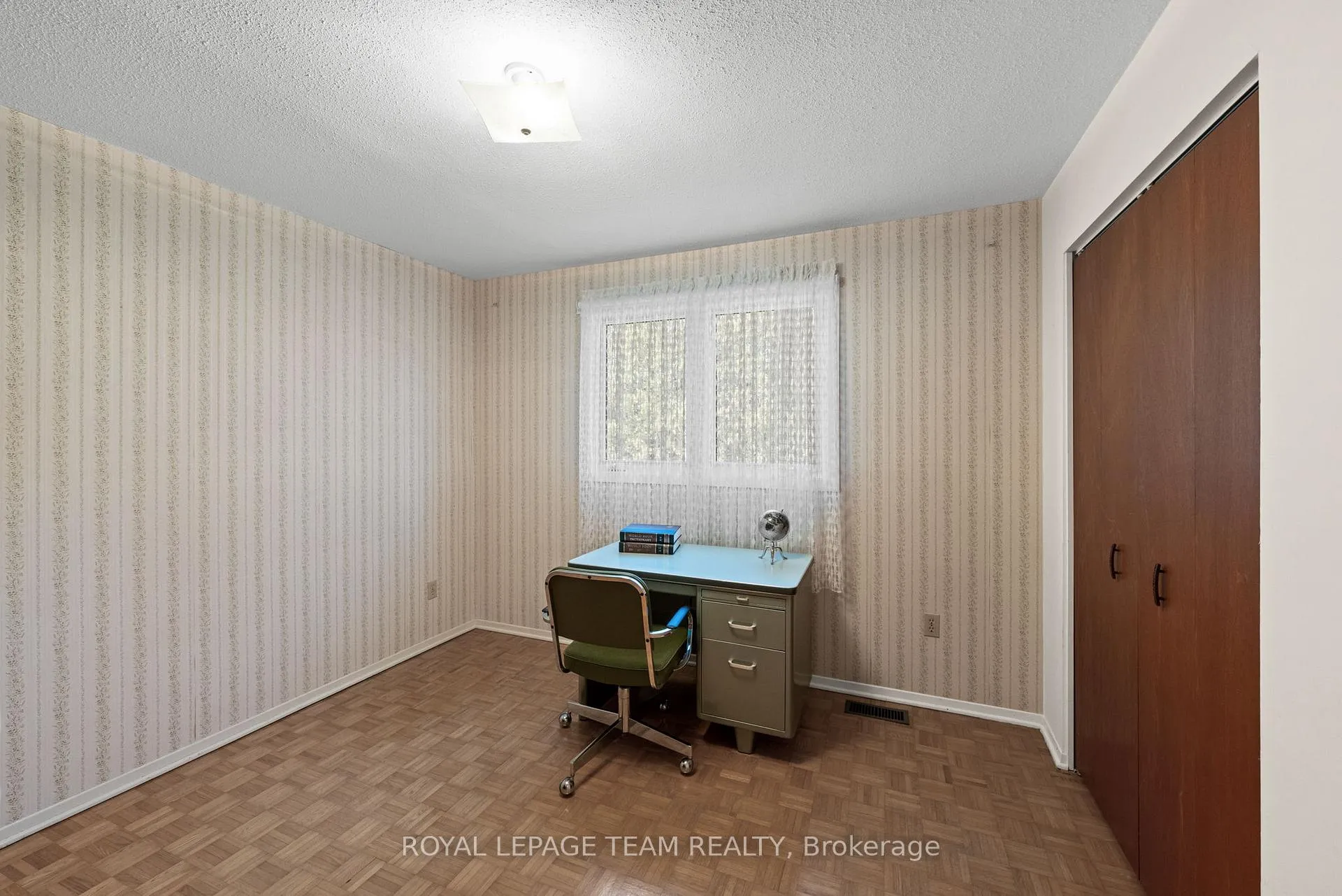 Photo 28 of 44 Steeple Hill Crescent, Ottawa, Fallowfield — HOMEH