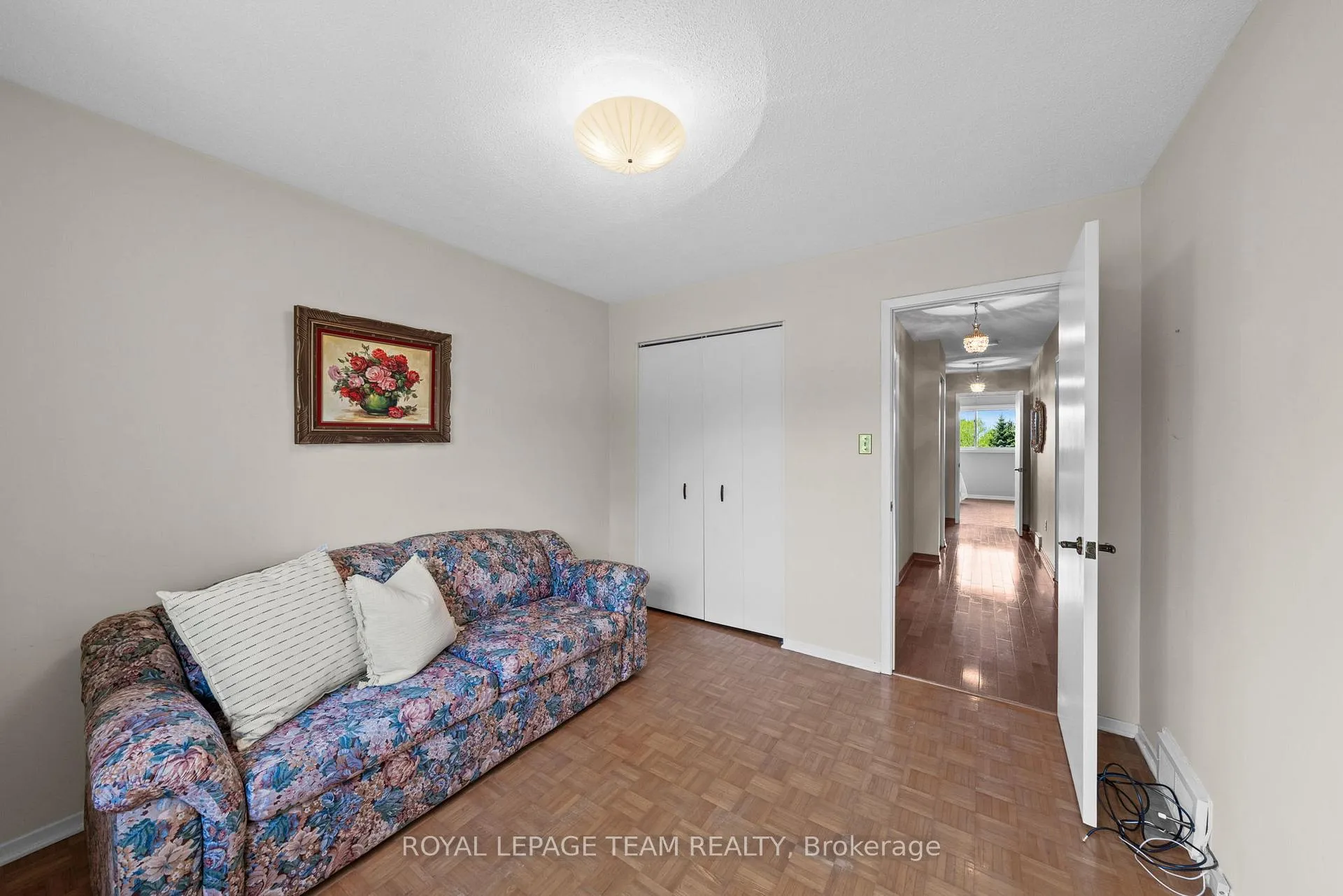 Photo 34 of 44 Steeple Hill Crescent, Ottawa, Fallowfield — HOMEH