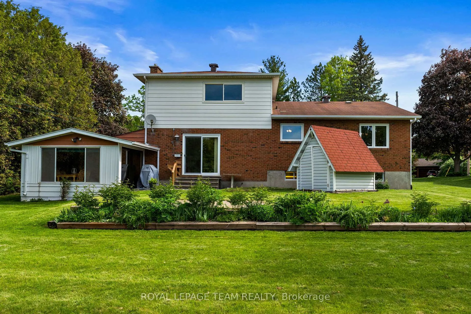 Photo 38 of 44 Steeple Hill Crescent, Ottawa, Fallowfield — HOMEH
