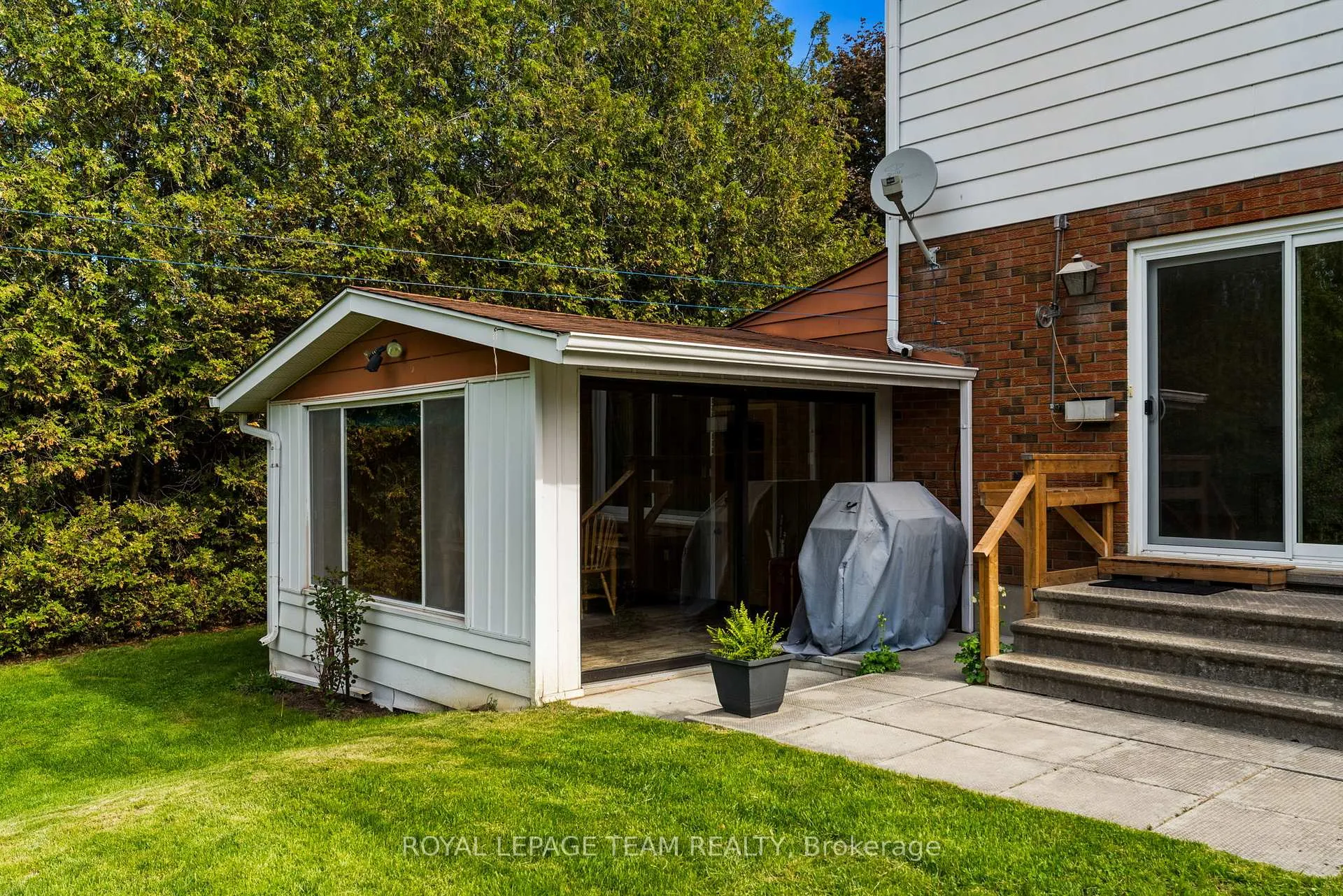 Photo 41 of 44 Steeple Hill Crescent, Ottawa, Fallowfield — HOMEH