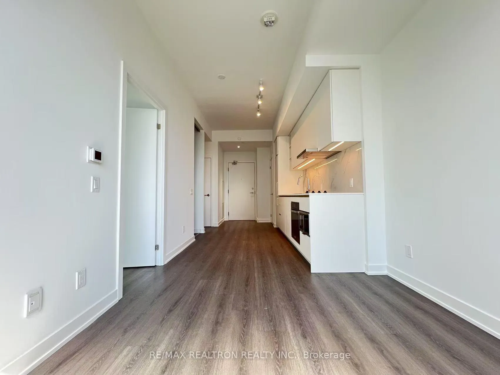 Photo 7 of Unit 3202, 8 Wellesley Street W, Toronto, Bay Street Corridor — HOMEH