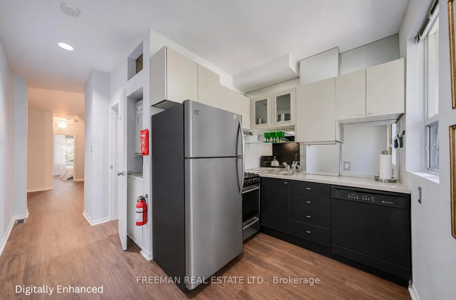 Photo 10 of 224 Lippincott Street, Toronto, University — HOMEH