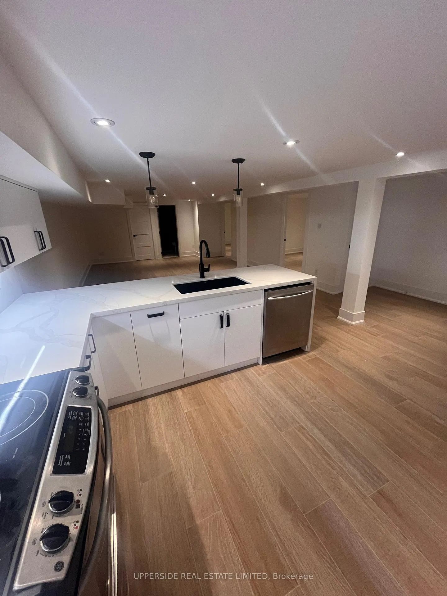 Photo 3 of Unit Basement, 15 Addington Crescent, Brampton, Avondale — HOMEH