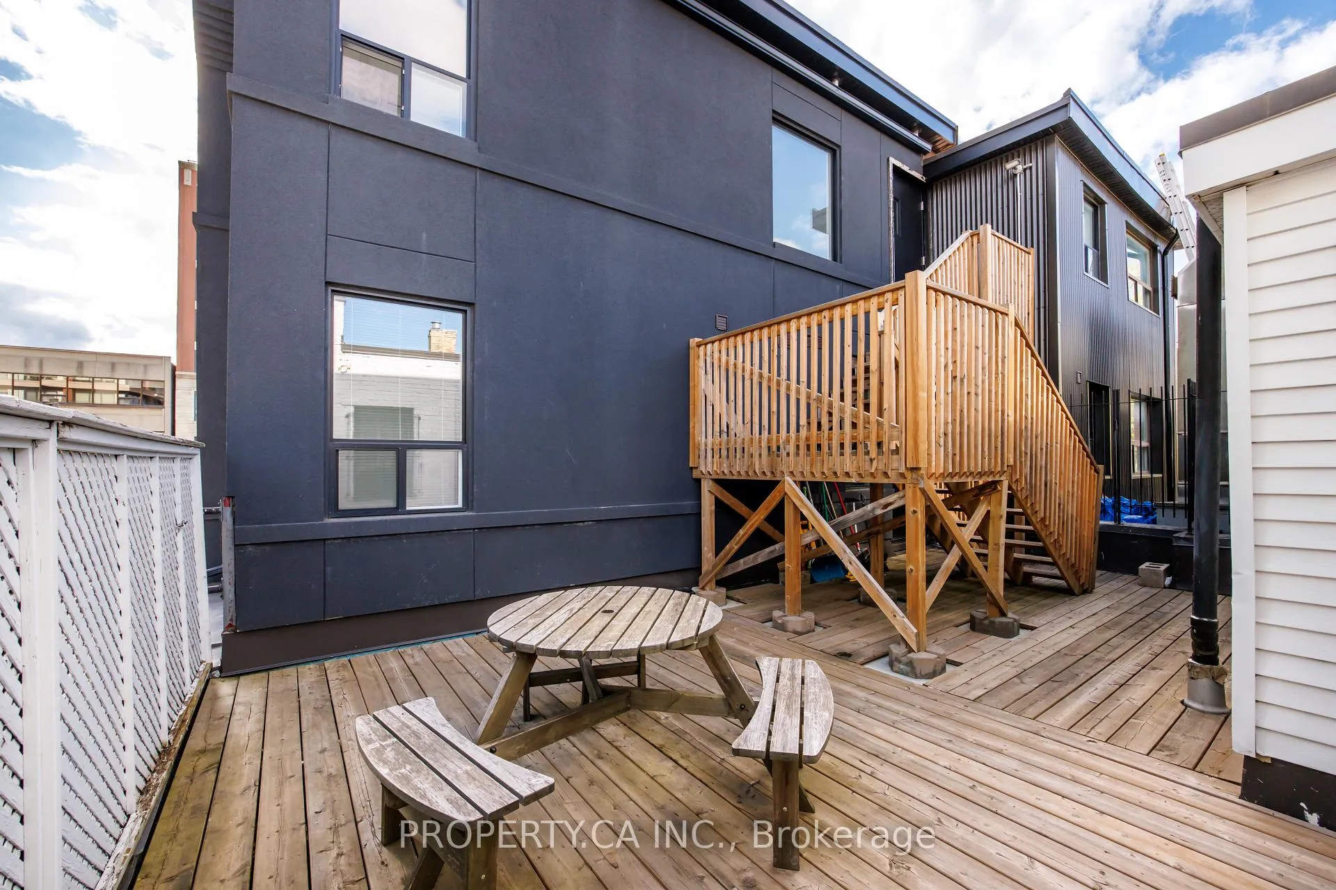 Photo 4 of Unit #100, 1989 Yonge Street, Toronto, Mount Pleasant West — HOMEH