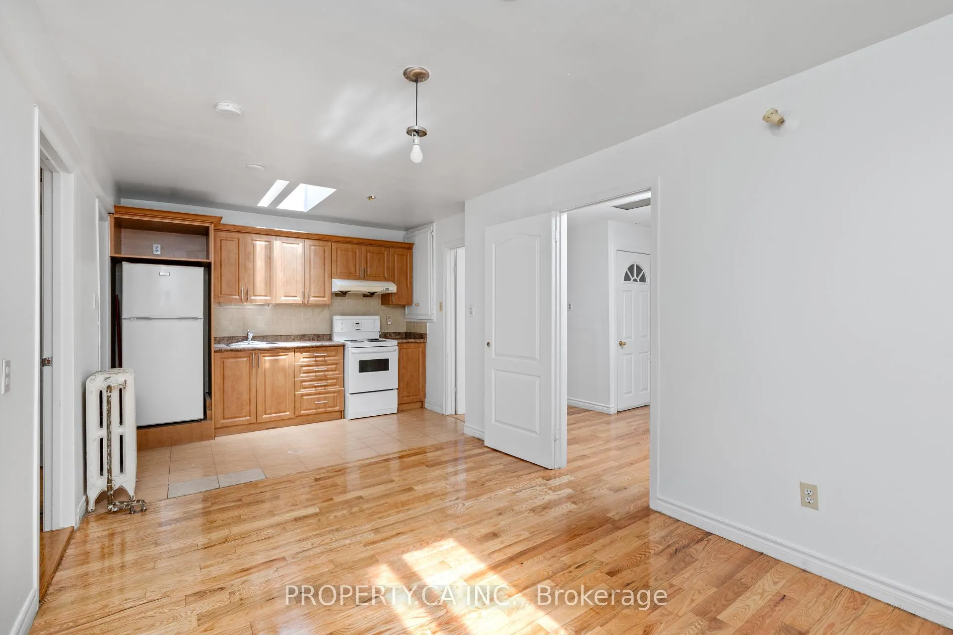 Photo 7 of Unit #100, 1989 Yonge Street, Toronto, Mount Pleasant West — HOMEH