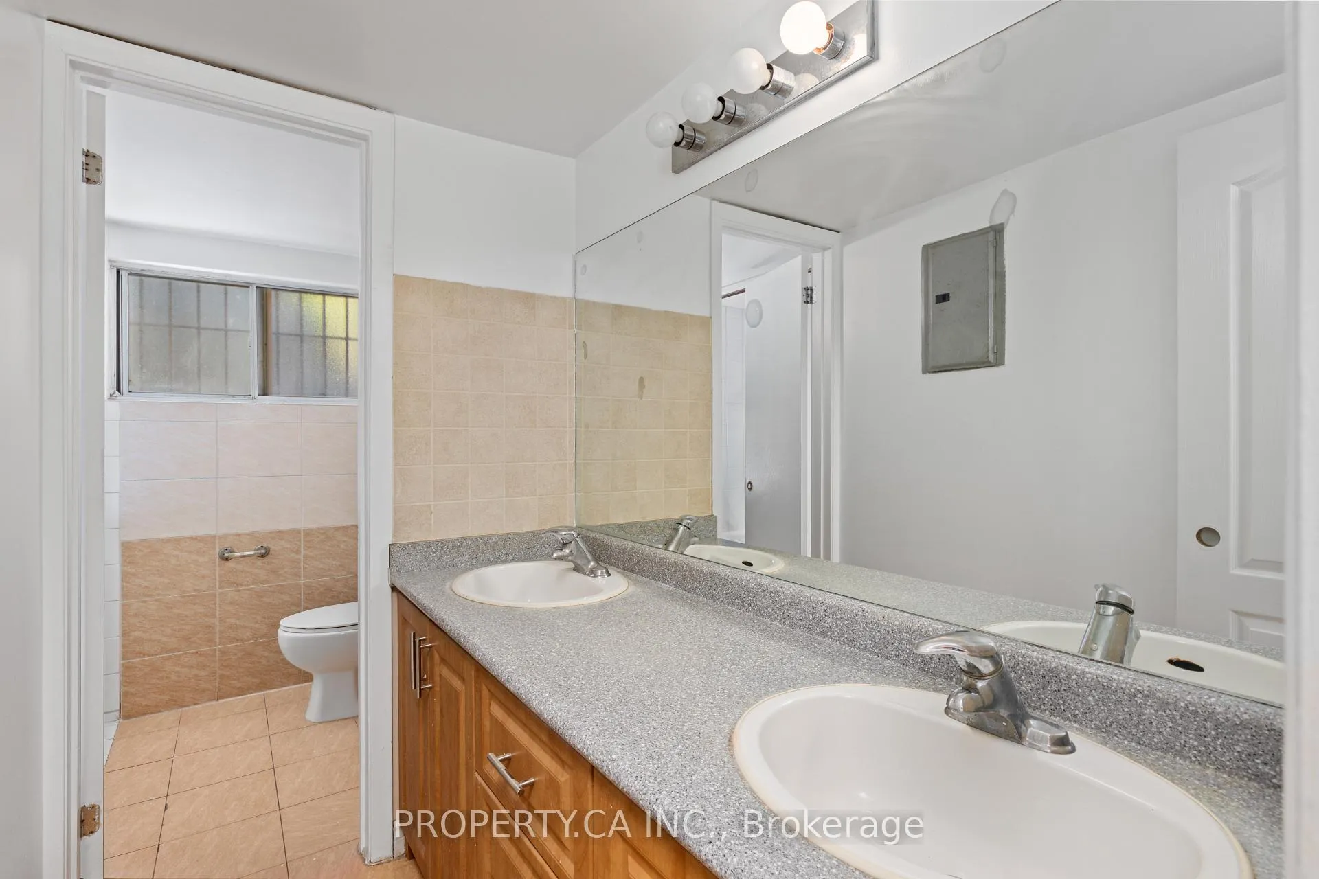 Photo 14 of Unit #100, 1989 Yonge Street, Toronto, Mount Pleasant West — HOMEH