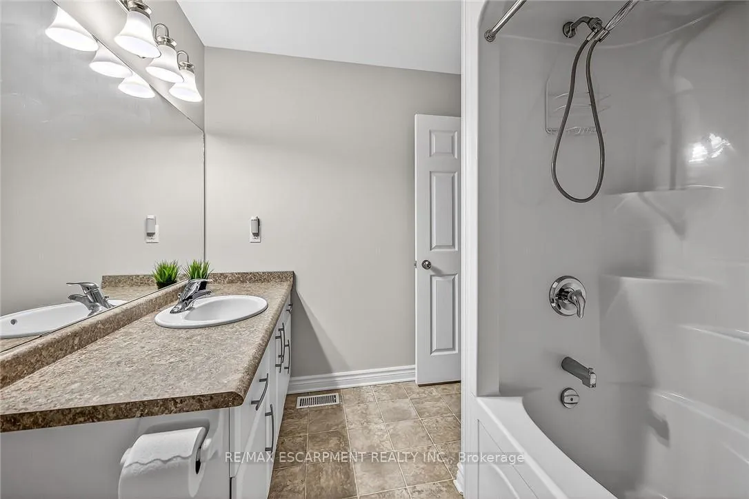Photo 35 of Unit 22, 1041 Pine Street S, Haldimand, Dunnville — HOMEH