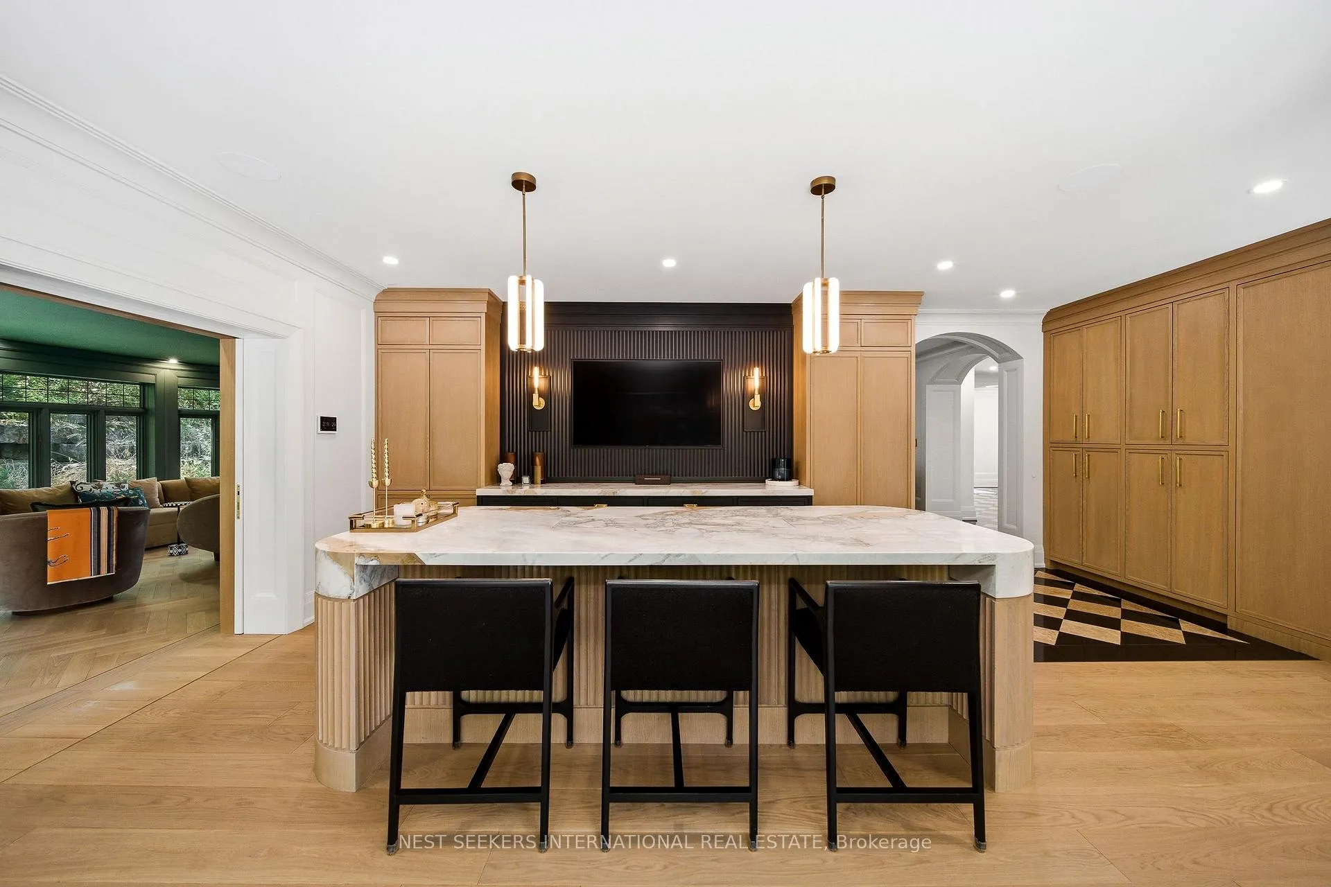 Photo 16 of 35 Kingswood Drive, King, Rural King — HOMEH