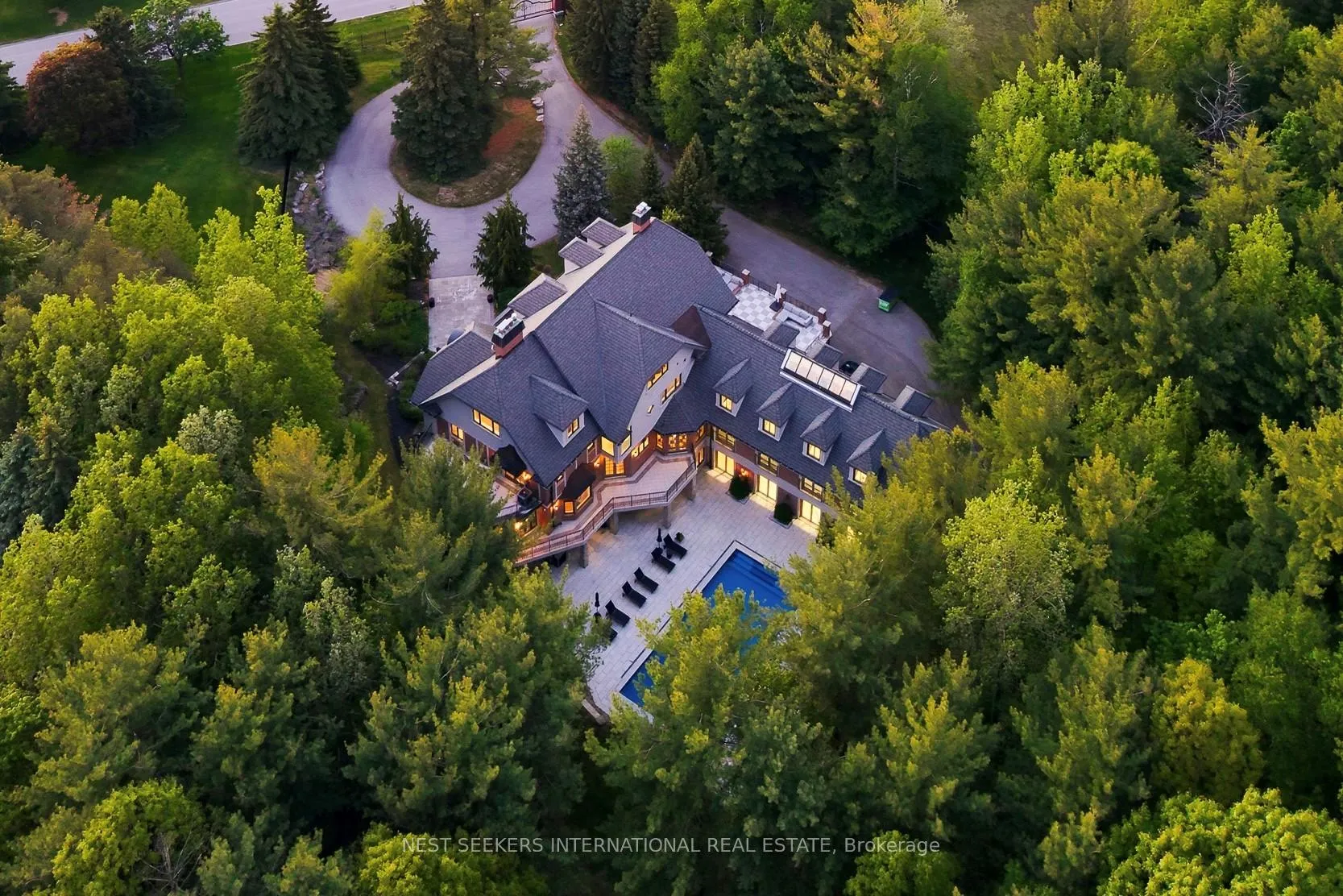 Photo 55 of 35 Kingswood Drive, King, Rural King — HOMEH