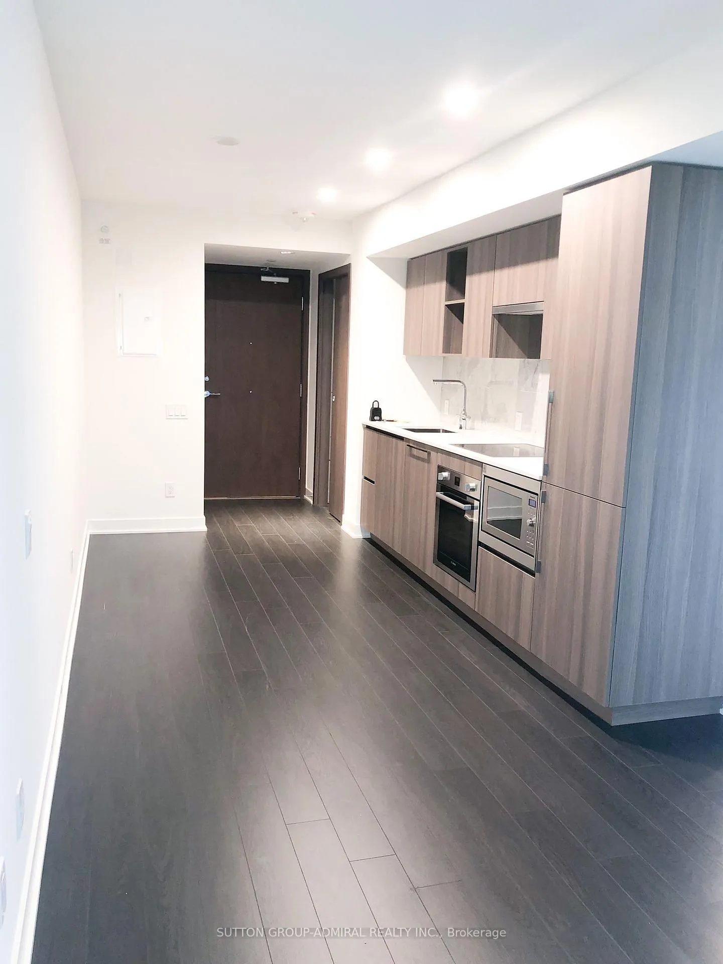 Photo 6 of Unit 1606, 19 Bathurst Street, Toronto, Waterfront Communities — HOMEH