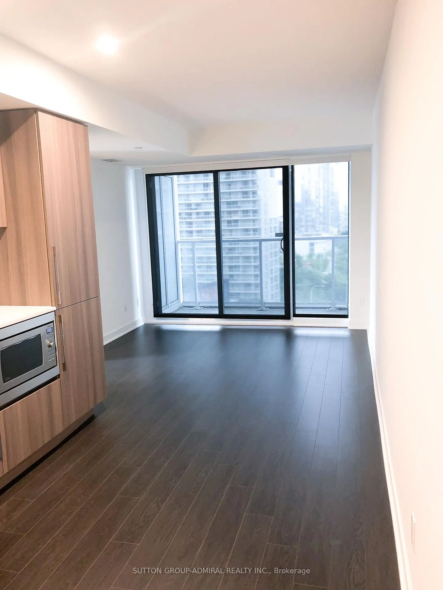 Photo 7 of Unit 1606, 19 Bathurst Street, Toronto, Waterfront Communities — HOMEH