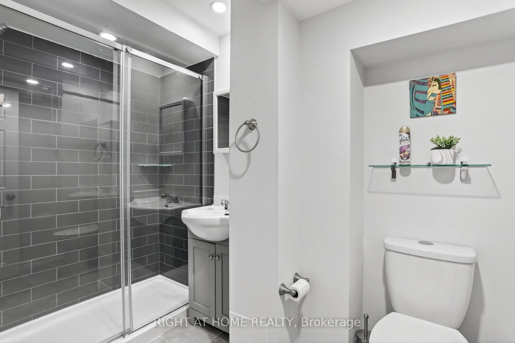 Photo 39 of 928 Snowbird Street, Oshawa, Northglen — HOMEH