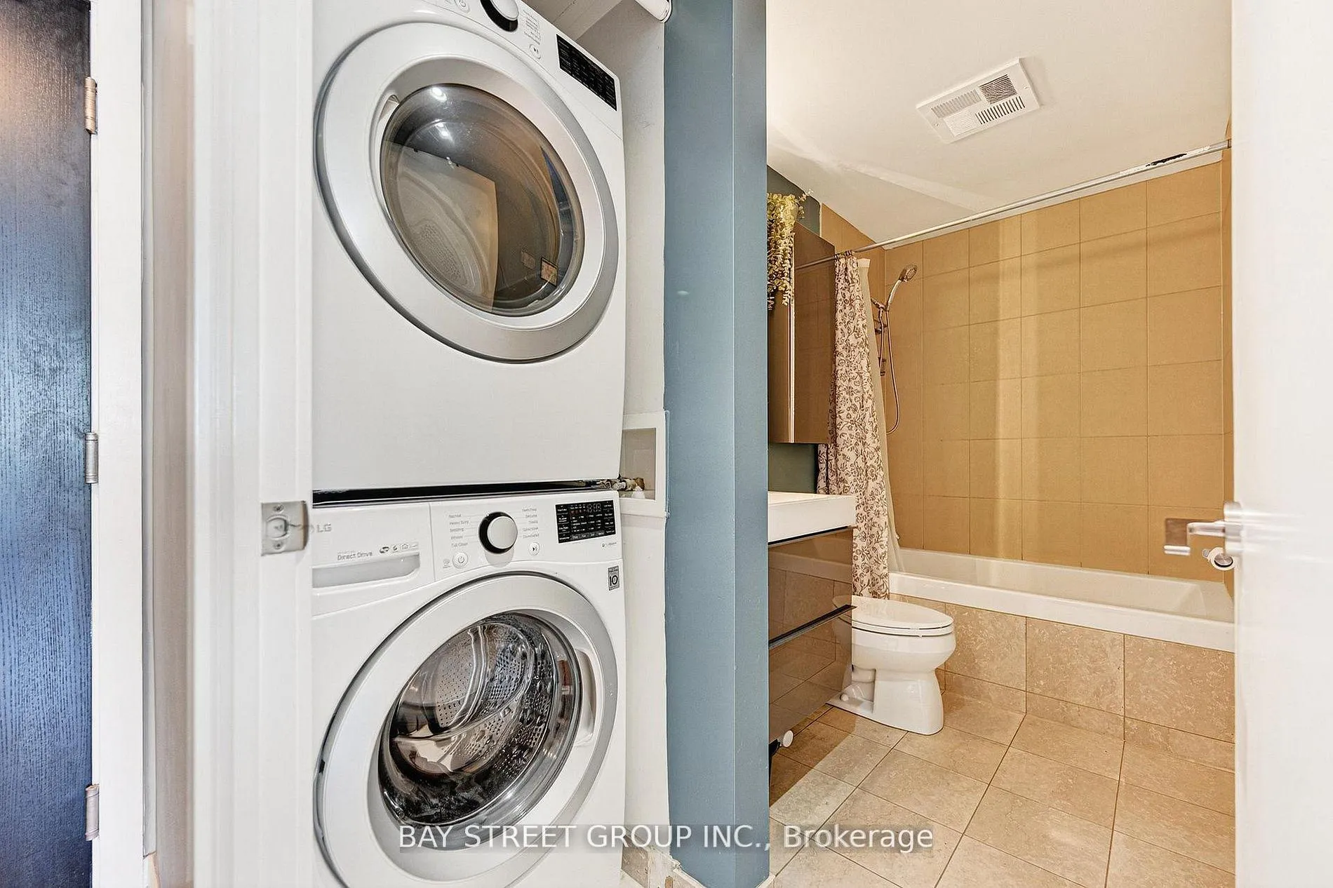 Photo 24 of Unit 3505, 33 Charles Street E, Toronto, Church-Yonge Corridor — HOMEH