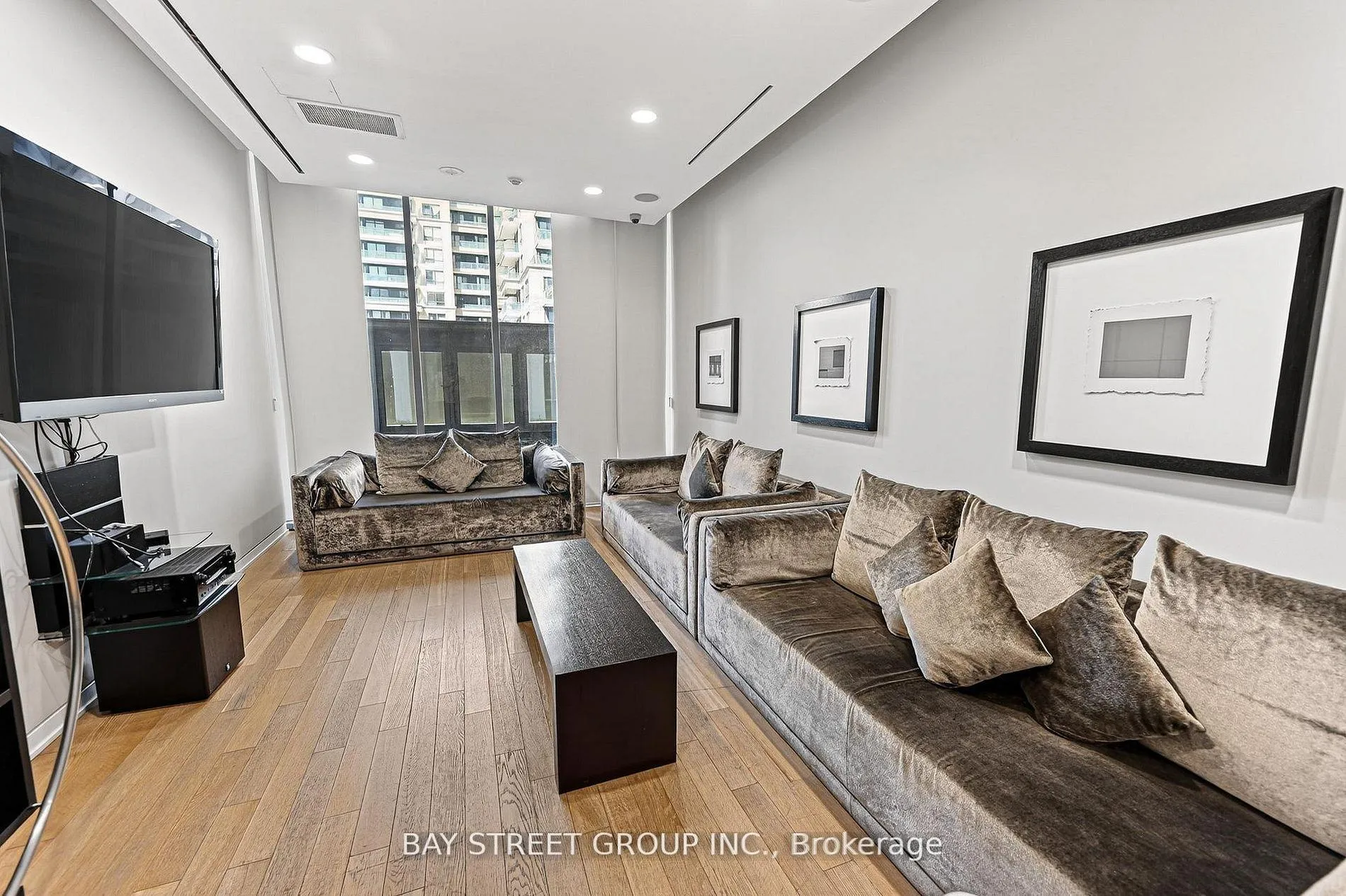 Photo 35 of Unit 3505, 33 Charles Street E, Toronto, Church-Yonge Corridor — HOMEH