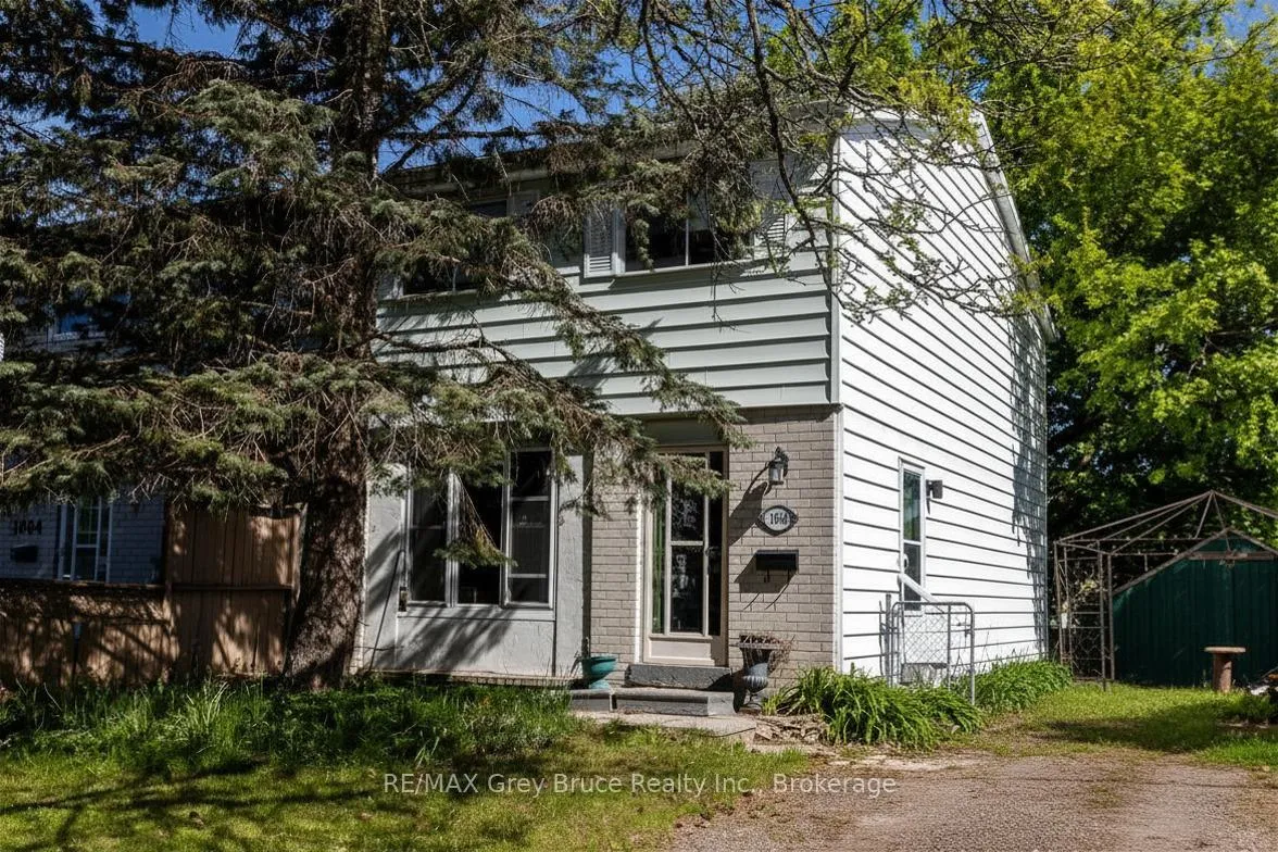 Photo 1 of 1068 11th Street E, Owen Sound — HOMEH