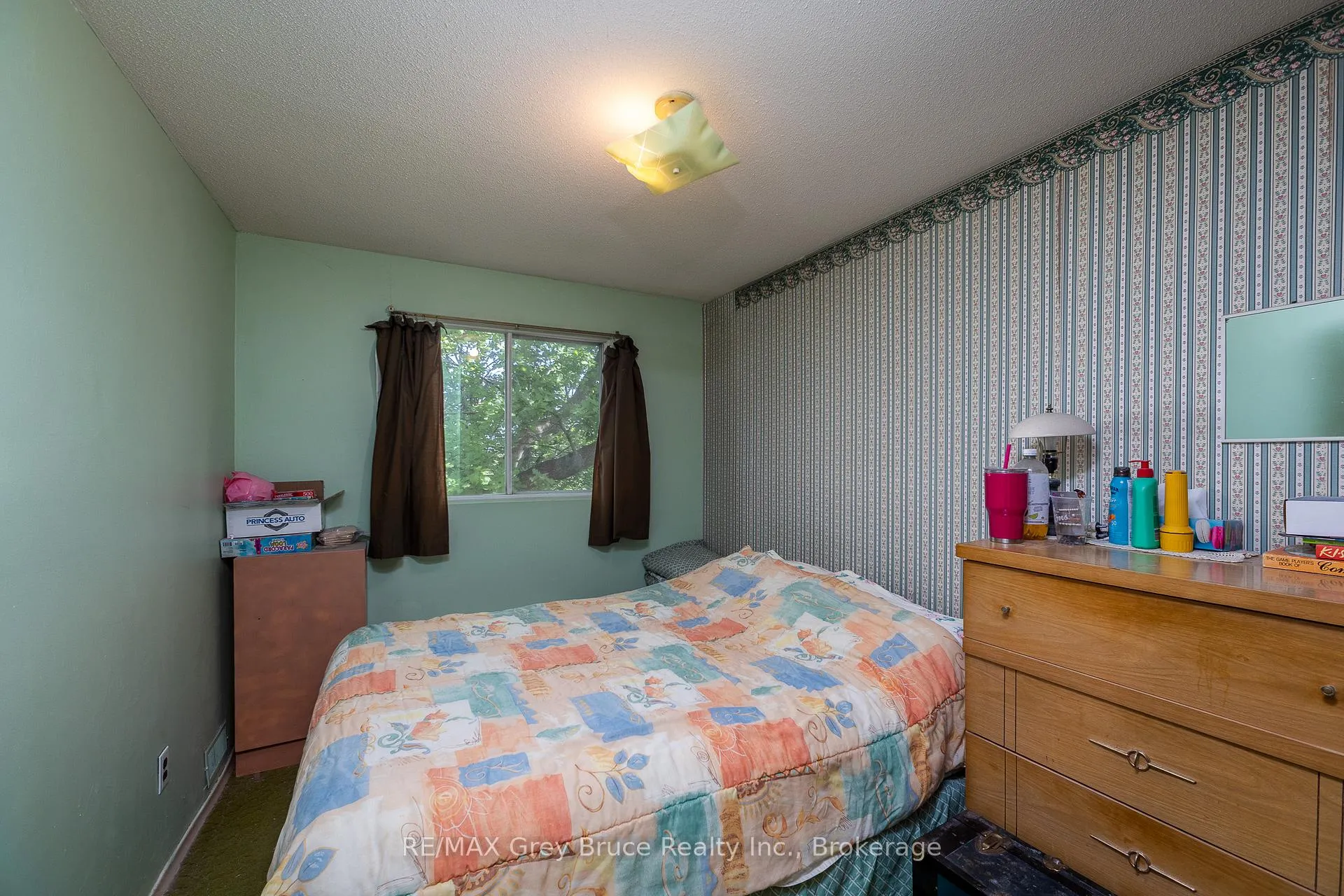 Photo 8 of 1068 11th Street E, Owen Sound — HOMEH