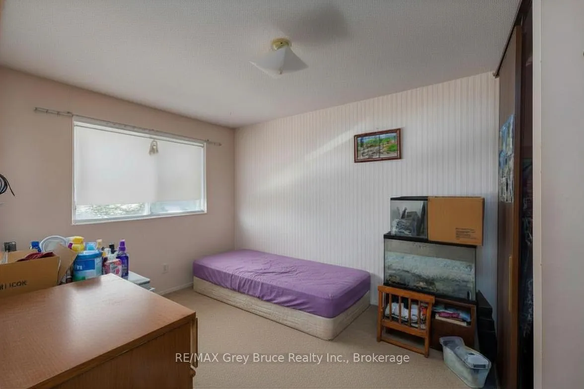Photo 10 of 1068 11th Street E, Owen Sound — HOMEH