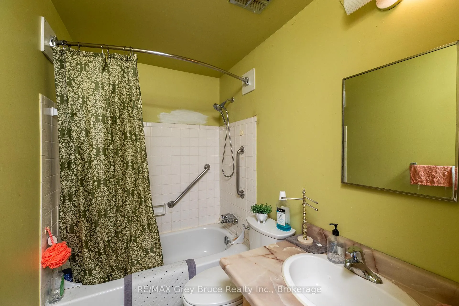 Photo 22 of 1068 11th Street E, Owen Sound — HOMEH