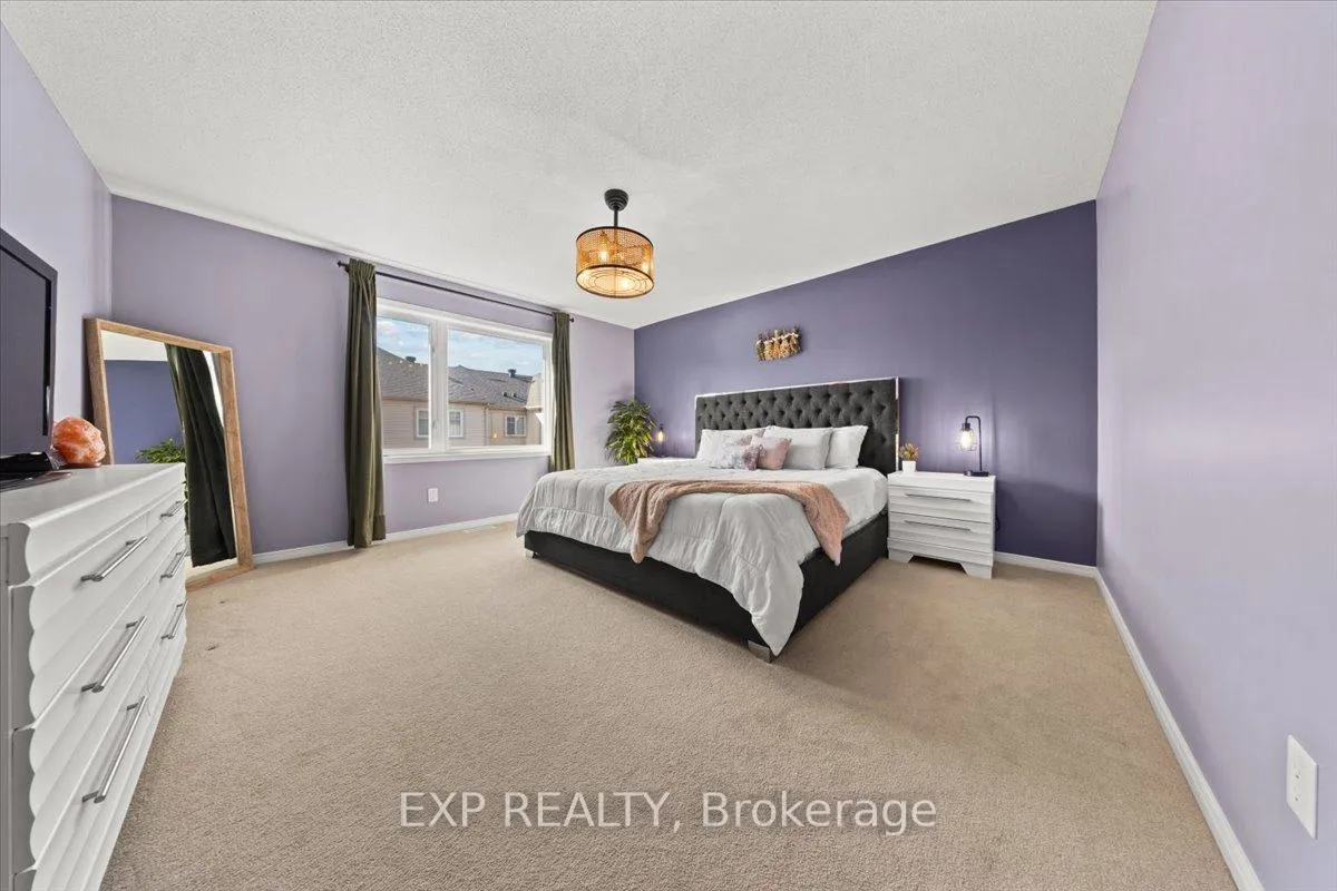 Photo 16 of 28 Hackney Private, Ottawa, Kanata - Emerald Meadows/Trailwest — HOMEH