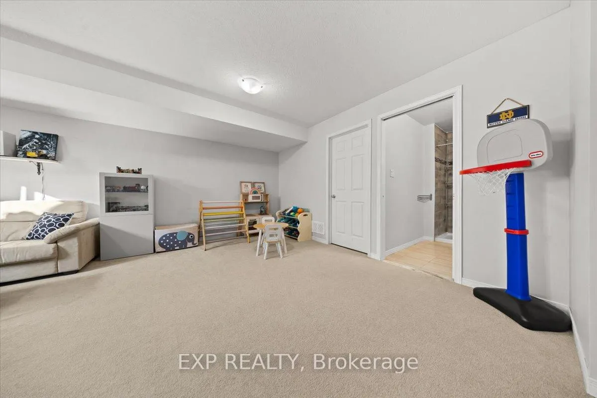 Photo 28 of 28 Hackney Private, Ottawa, Kanata - Emerald Meadows/Trailwest — HOMEH