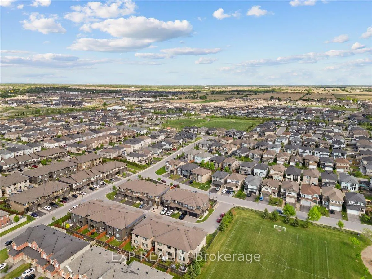 Photo 39 of 28 Hackney Private, Ottawa, Kanata - Emerald Meadows/Trailwest — HOMEH