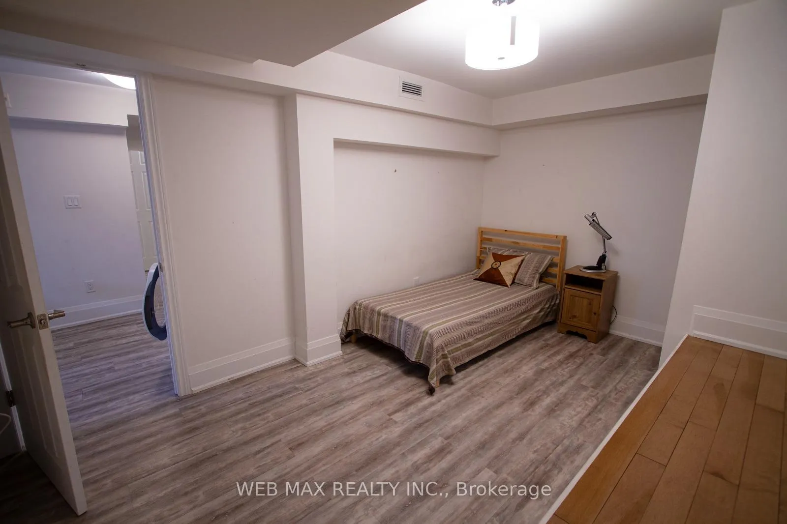Photo 4 of 328 Brunswick Avenue, Toronto, The Annex — HOMEH