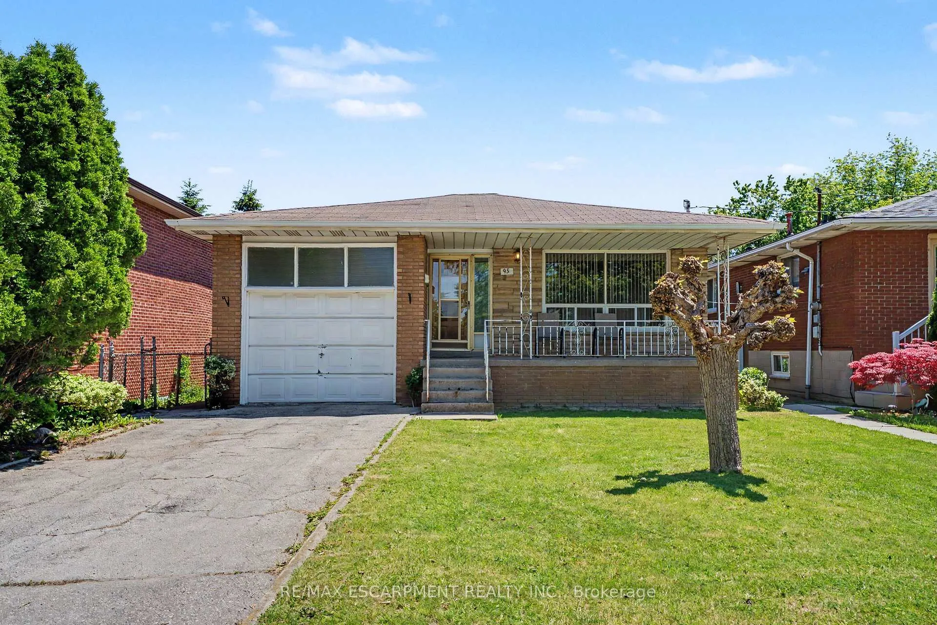 Photo 1 of 95 Fieldway Drive, Hamilton, Bruleville — HOMEH