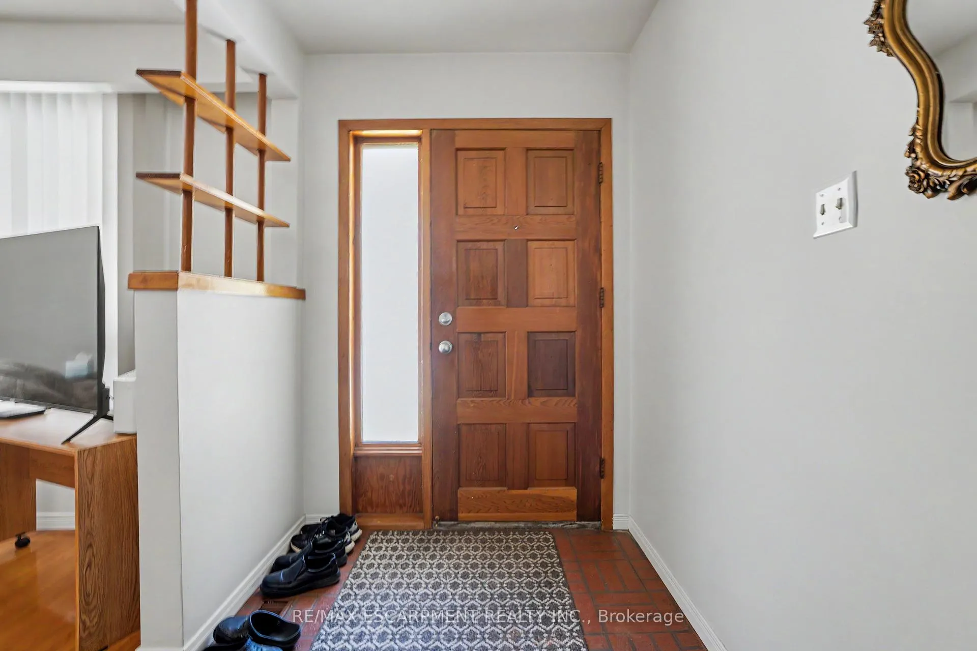 Photo 4 of 95 Fieldway Drive, Hamilton, Bruleville — HOMEH