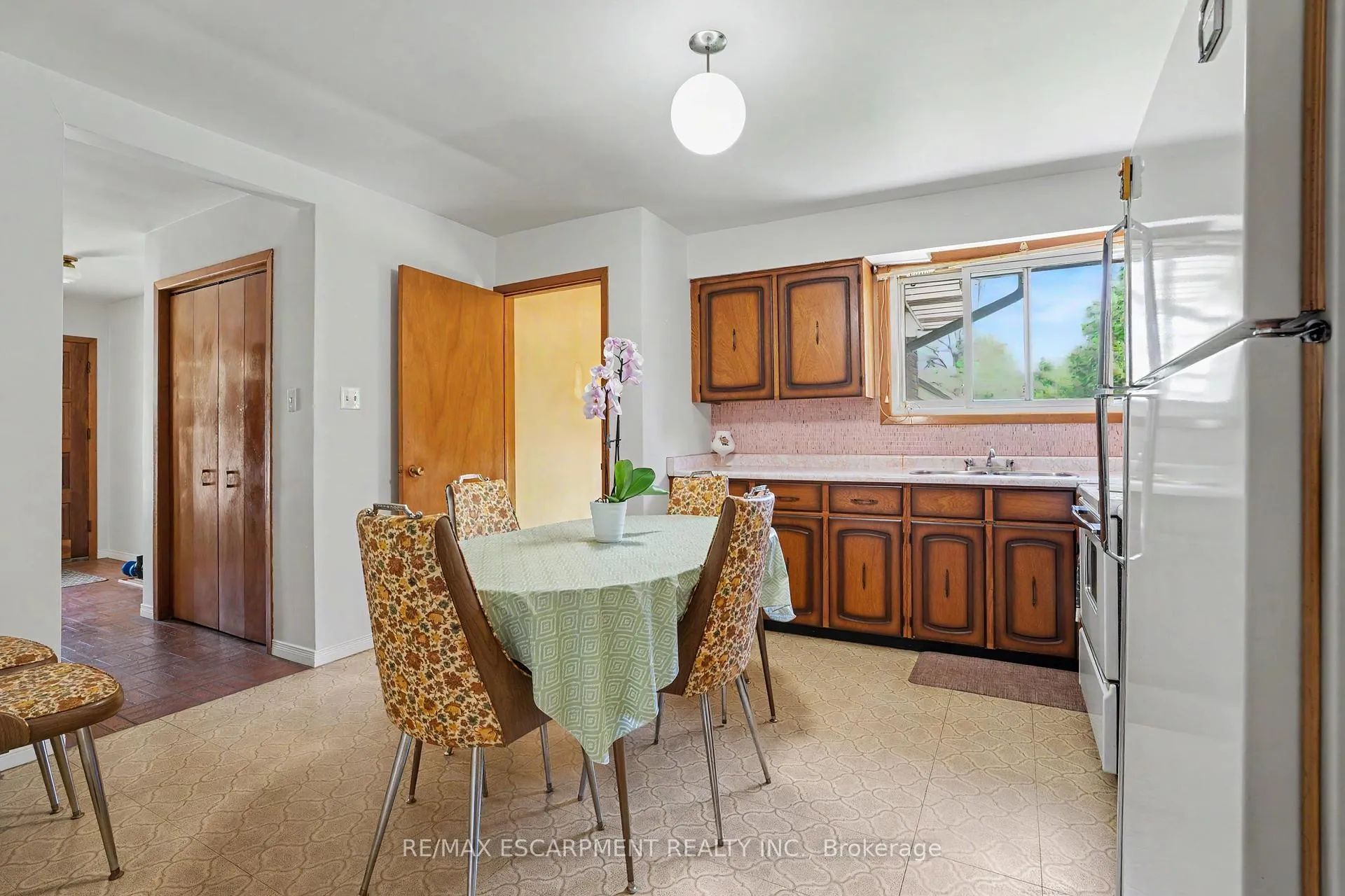 Photo 11 of 95 Fieldway Drive, Hamilton, Bruleville — HOMEH