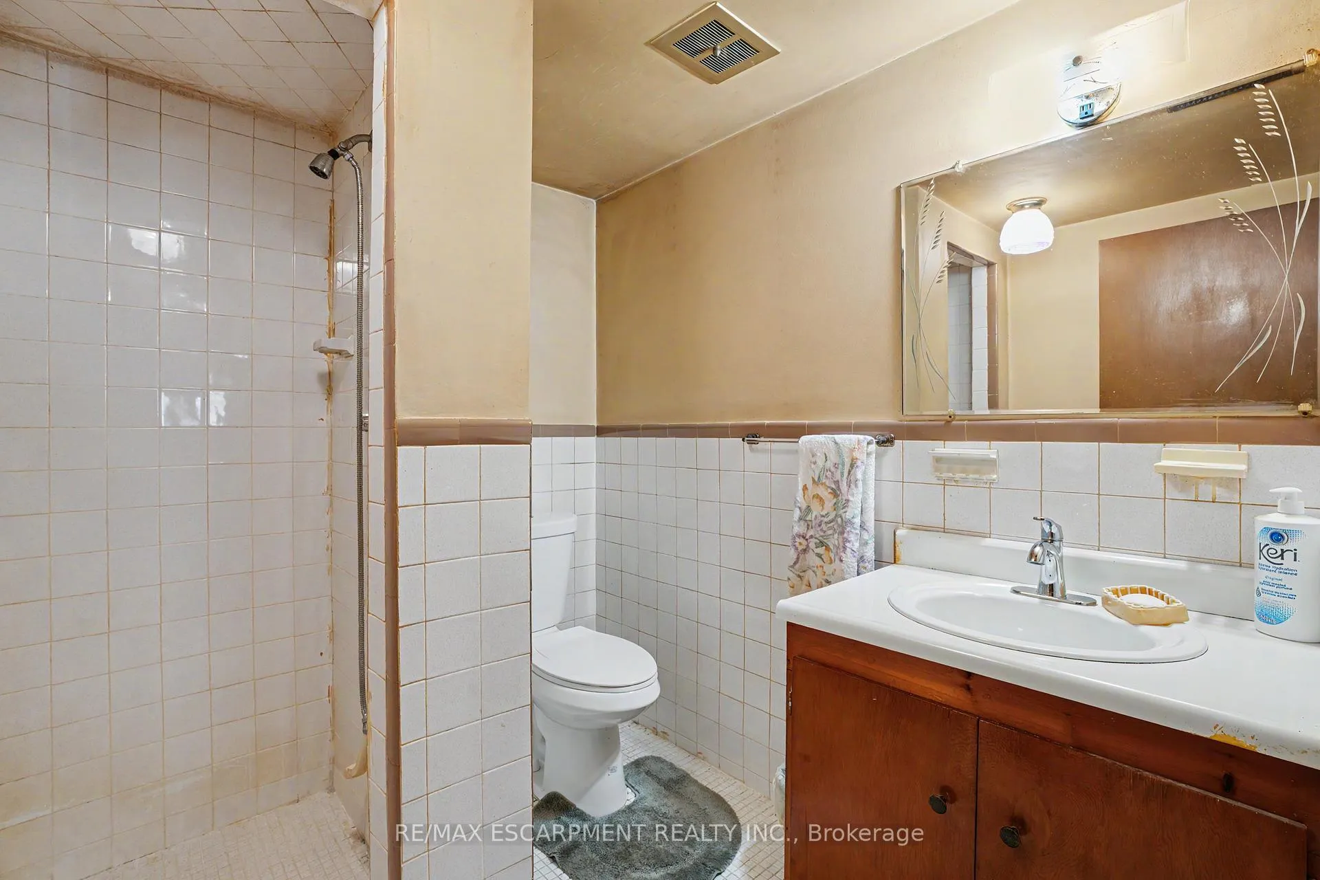 Photo 21 of 95 Fieldway Drive, Hamilton, Bruleville — HOMEH