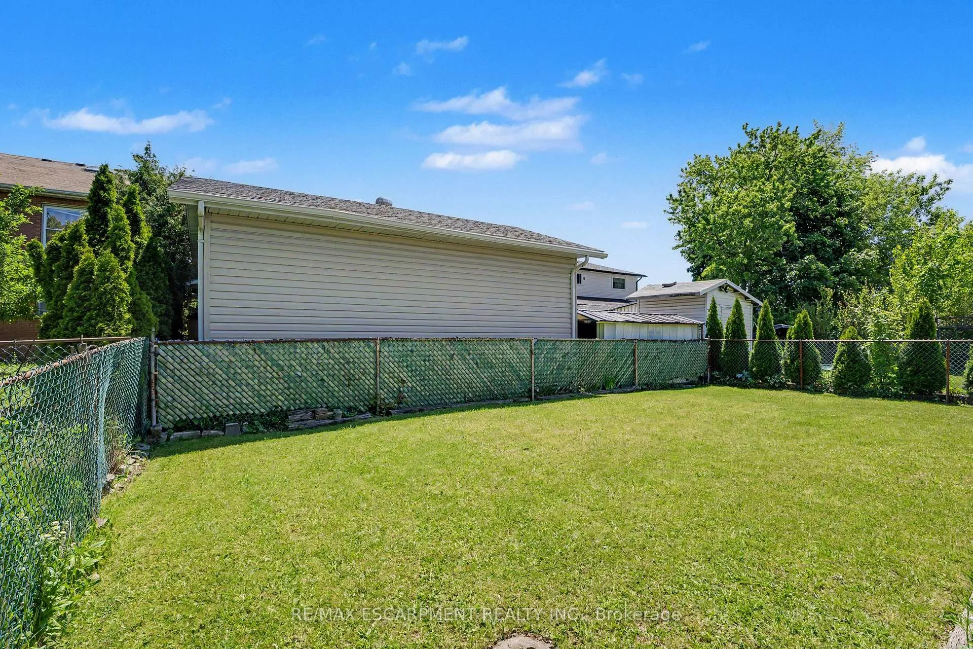 Photo 33 of 95 Fieldway Drive, Hamilton, Bruleville — HOMEH